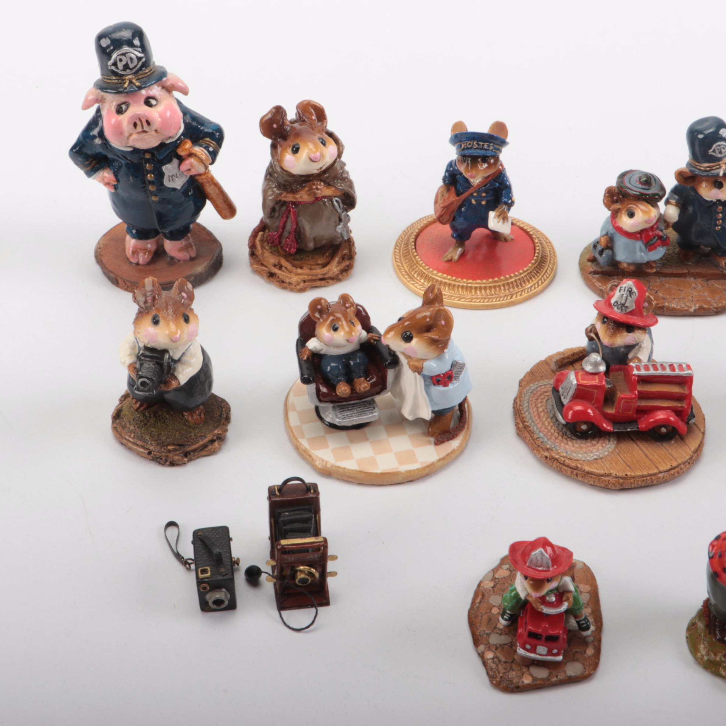 Signed Wee Forest Folk Resin Mice Figurines, Late 20th/Early 21st Century