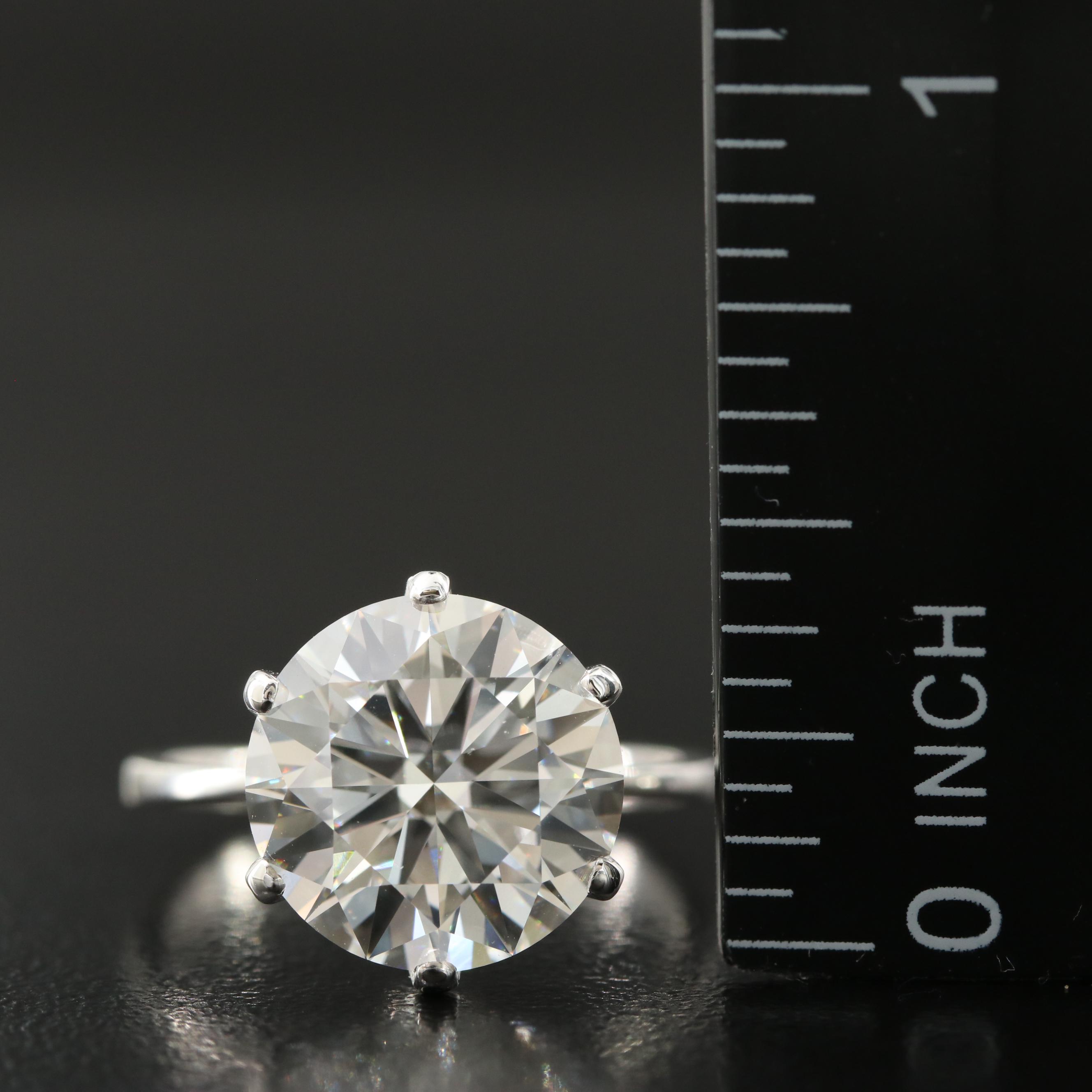 18K 5.01 CT Lab Grown Diamond Solitaire Ring with IGI Report