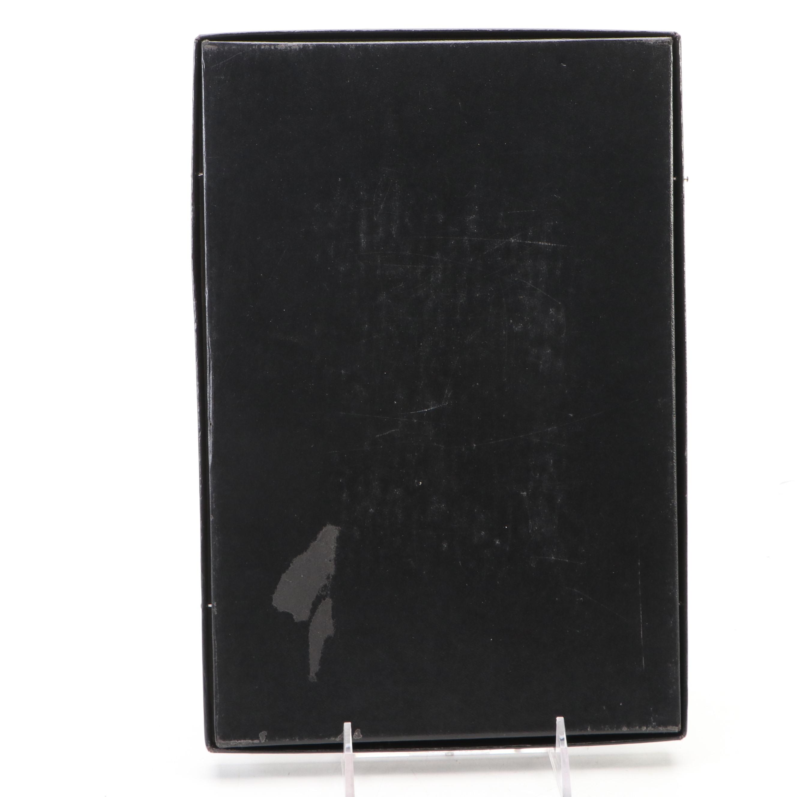 Dovetail Type and Other White Flint Arrowheads, Early Archaic to Woodland Period