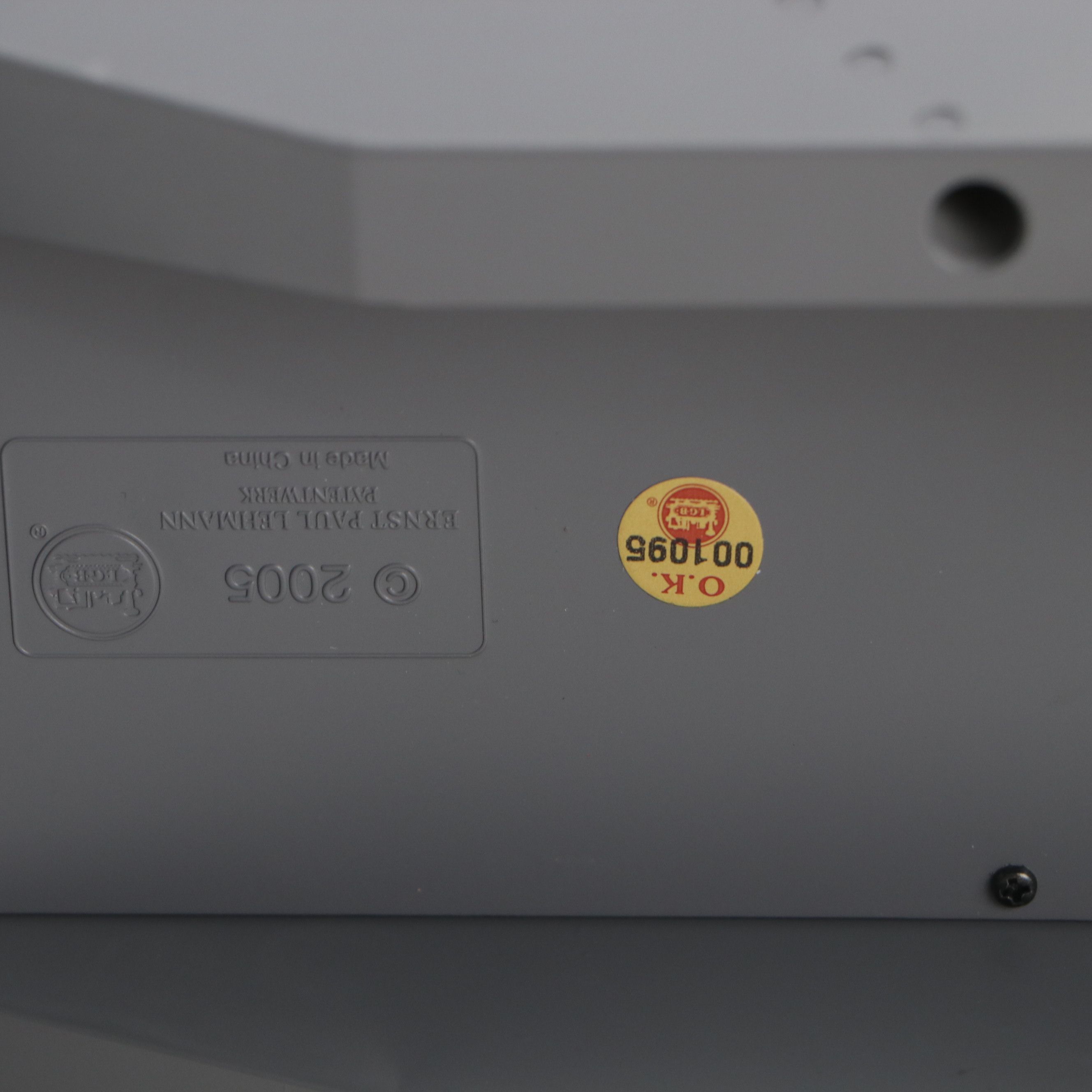 LGB 22490 Amtrak Genesis G Scale Diesel Engine Locomotive