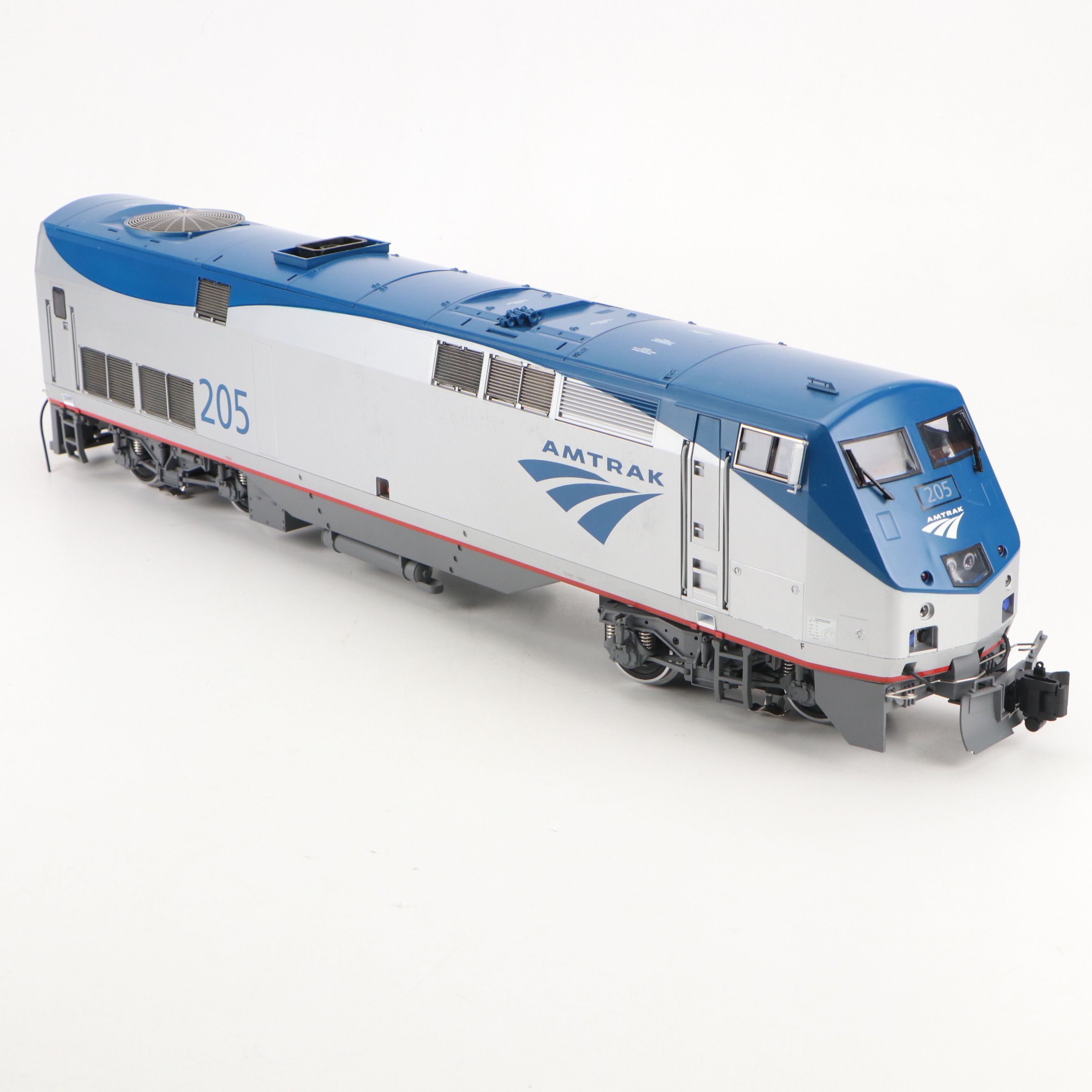 LGB 22490 Amtrak Genesis G Scale Diesel Engine Locomotive