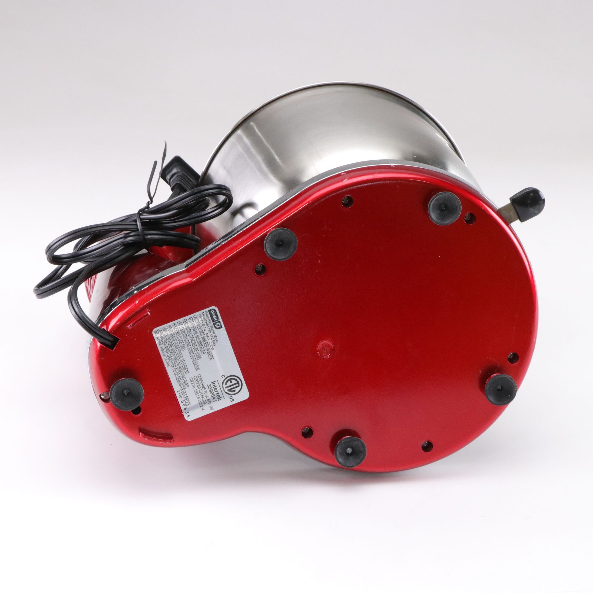 Cuisinart 7-Cup Food Processor & Dash Everyday Red Stand Mixer