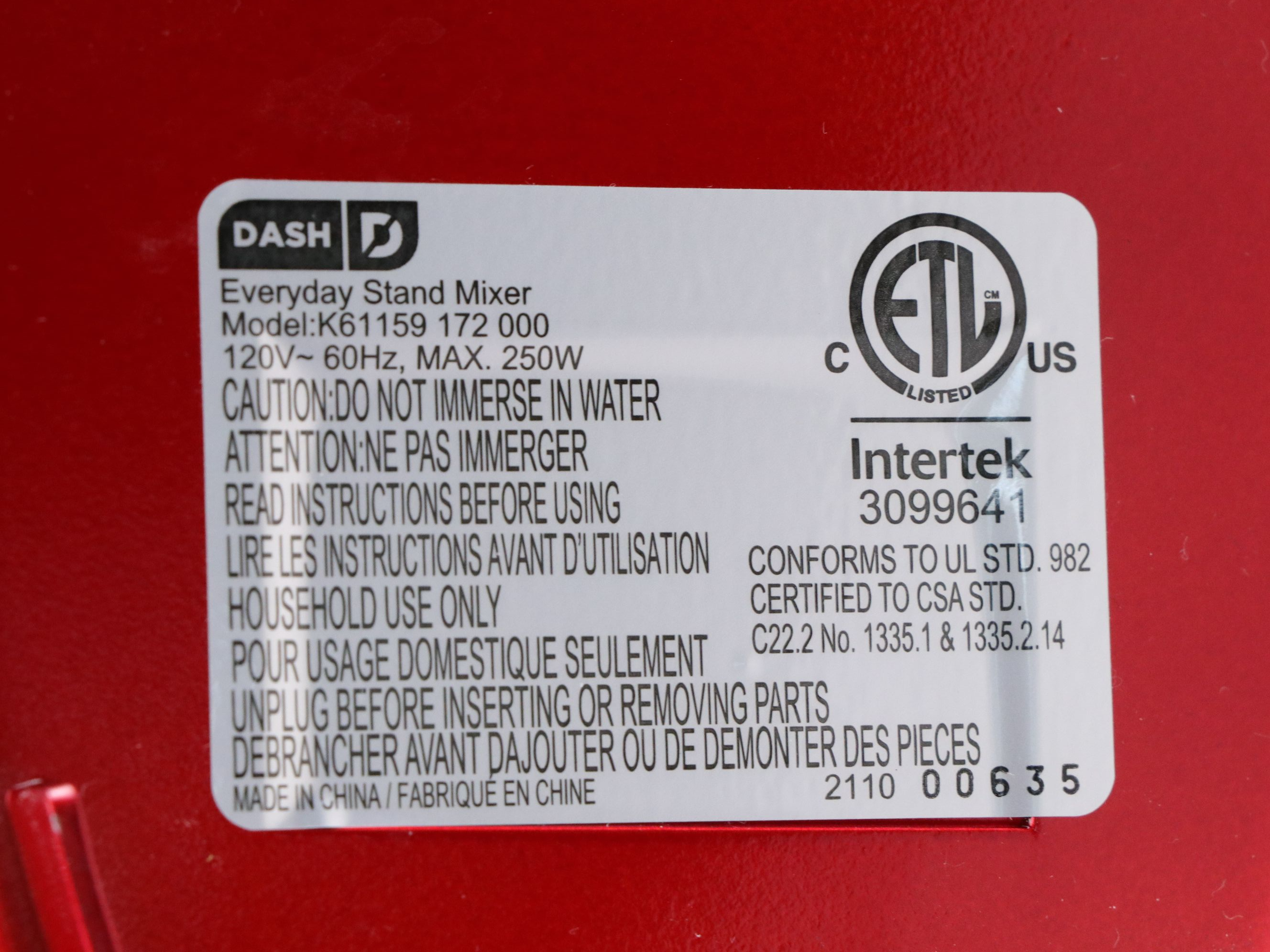 Cuisinart 7-Cup Food Processor & Dash Everyday Red Stand Mixer