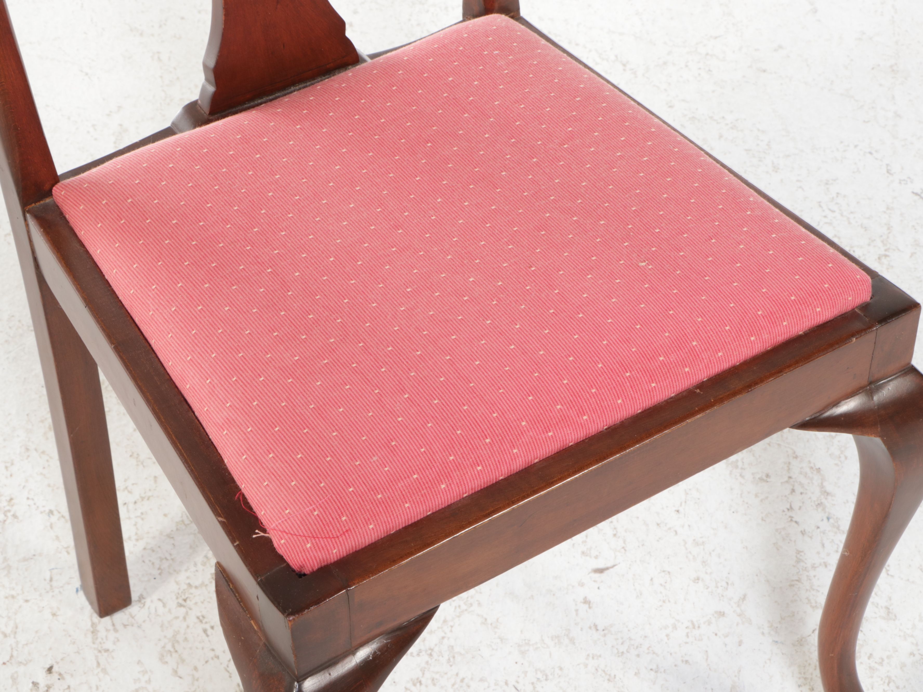 Set of Four Queen Anne Style Mahogany Dining Chairs, Early to Mid-20th Century