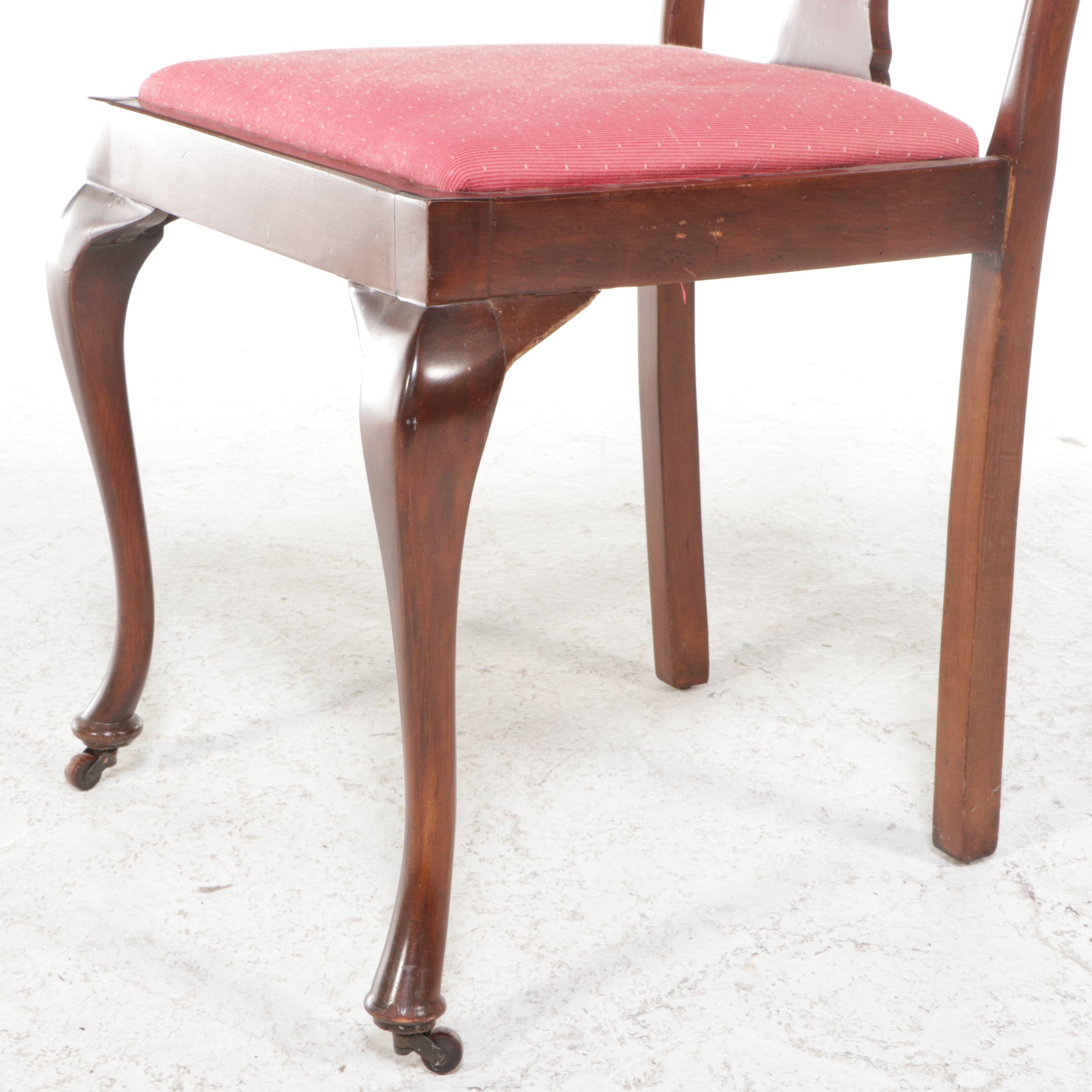 Set of Four Queen Anne Style Mahogany Dining Chairs, Early to Mid-20th Century