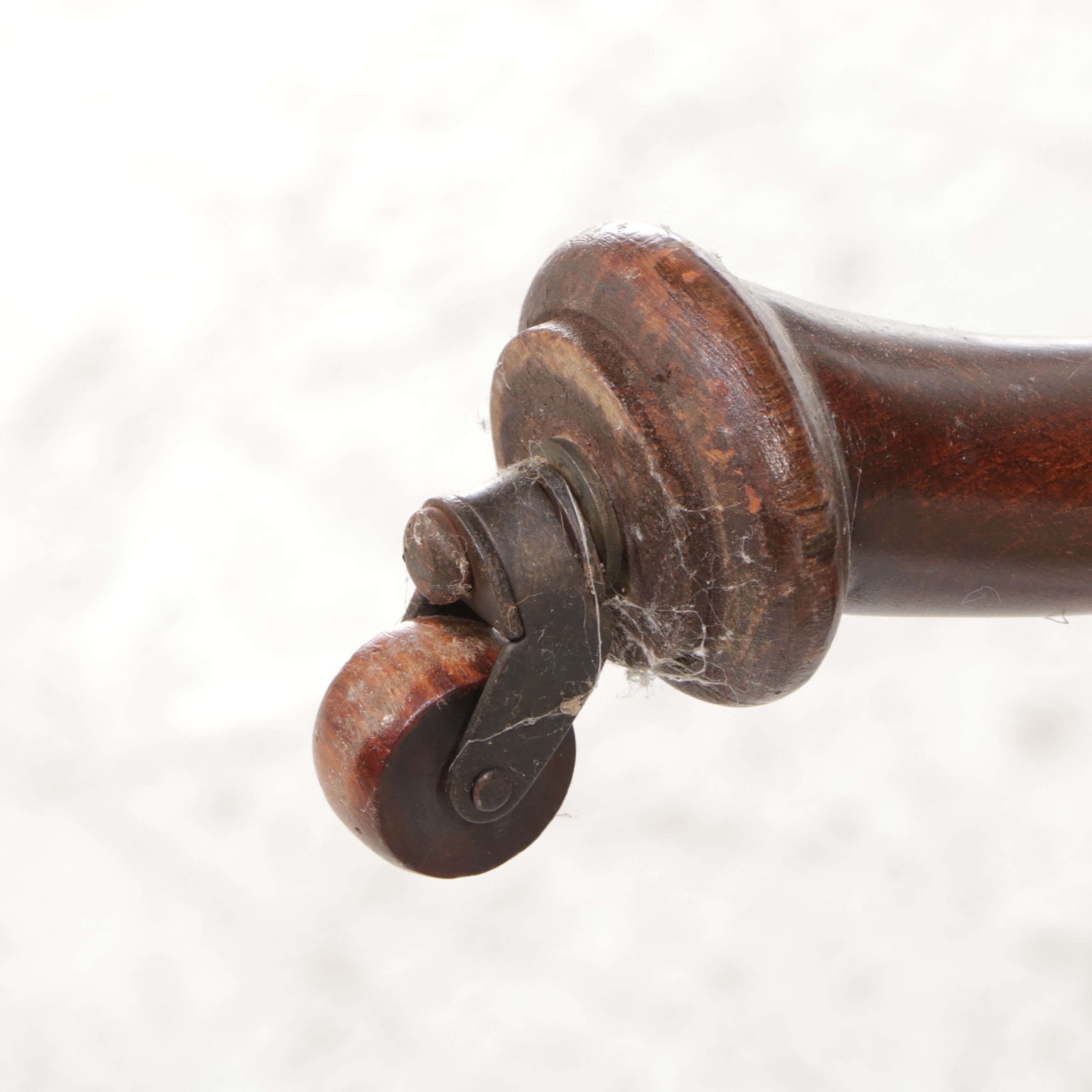 Set of Four Queen Anne Style Mahogany Dining Chairs, Early to Mid-20th Century