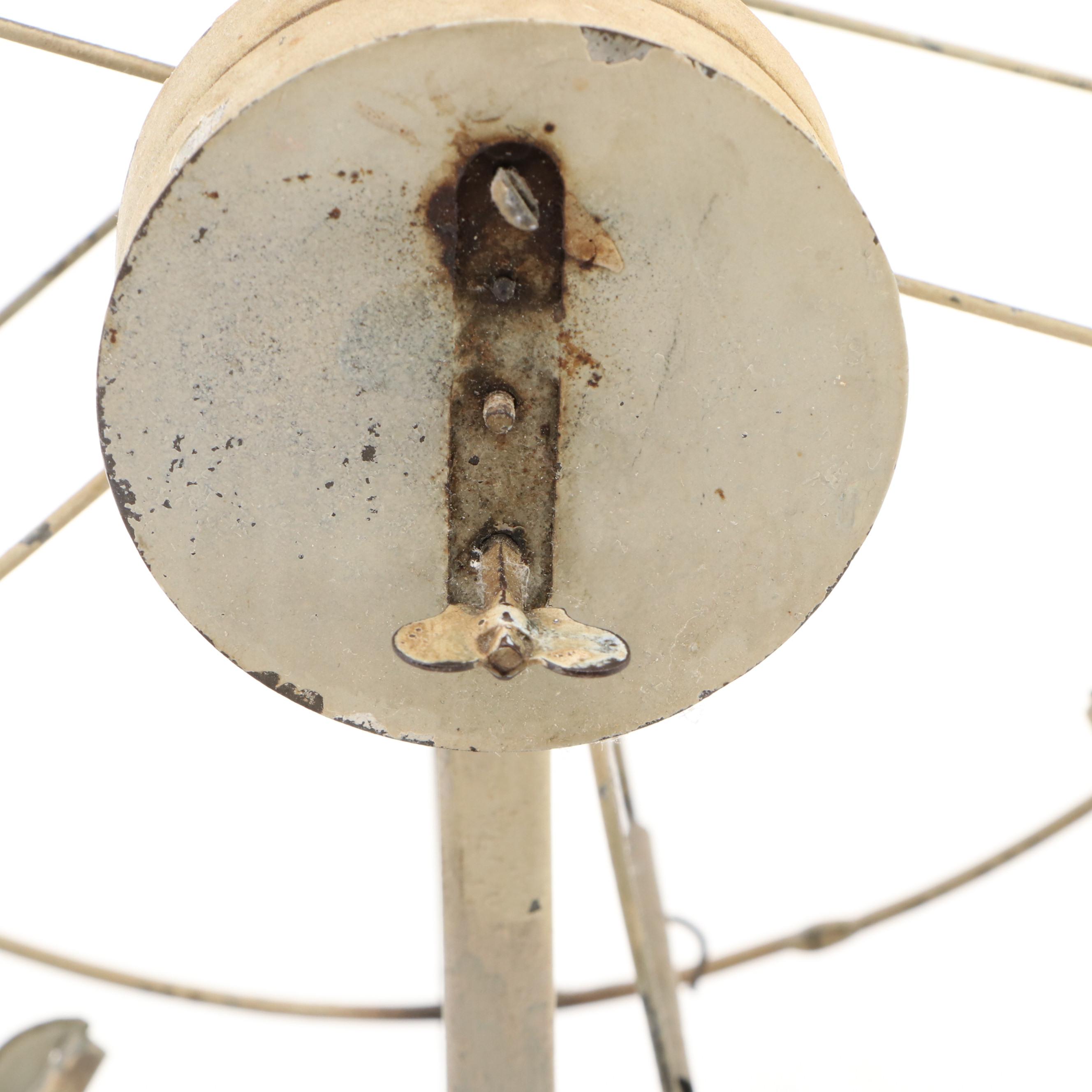 German Painted Metal Ferris Wheel Wind-Up Toy, Early to Mid-20th Century
