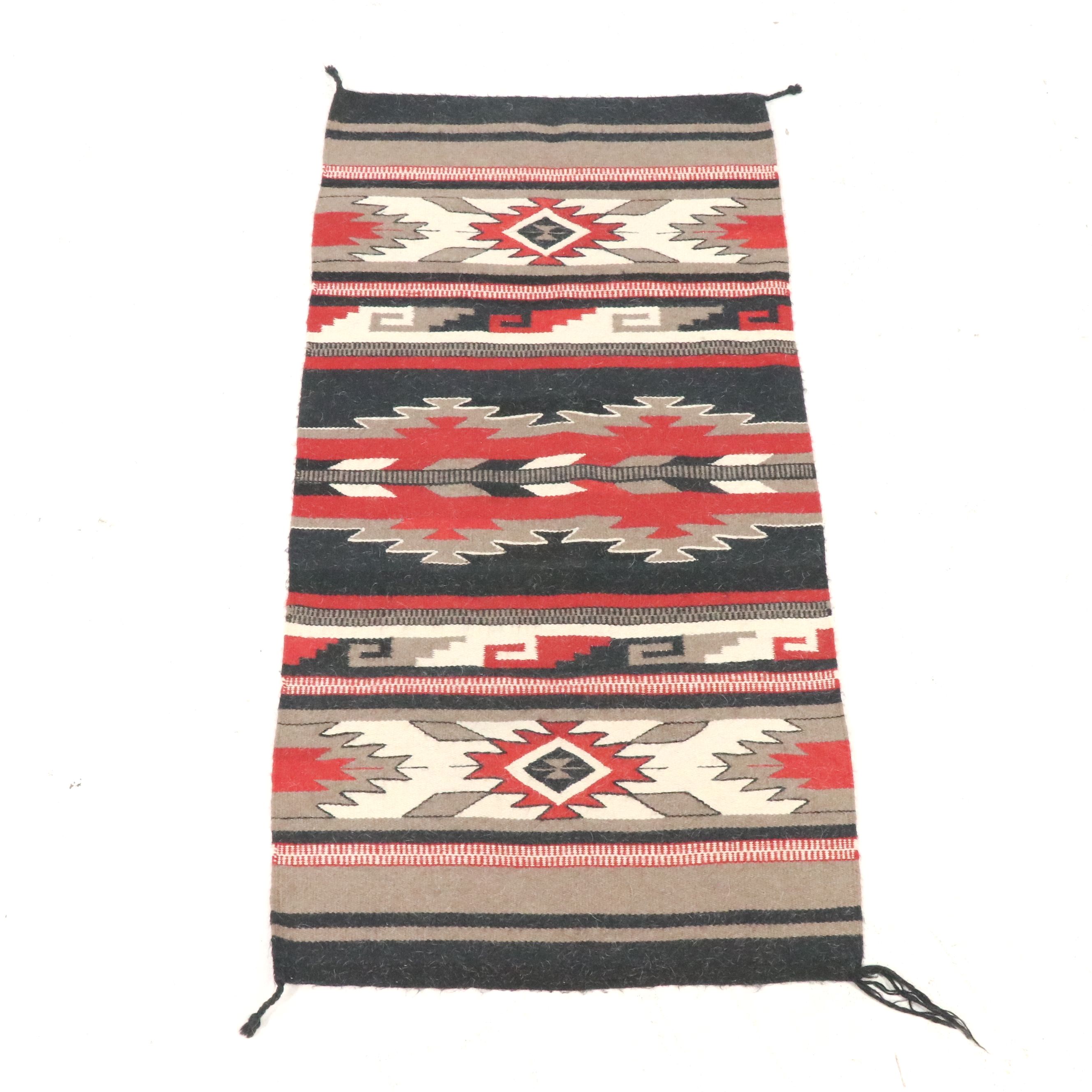 2'9 x 5'2 Handwoven Southwestern Style Accent Rug