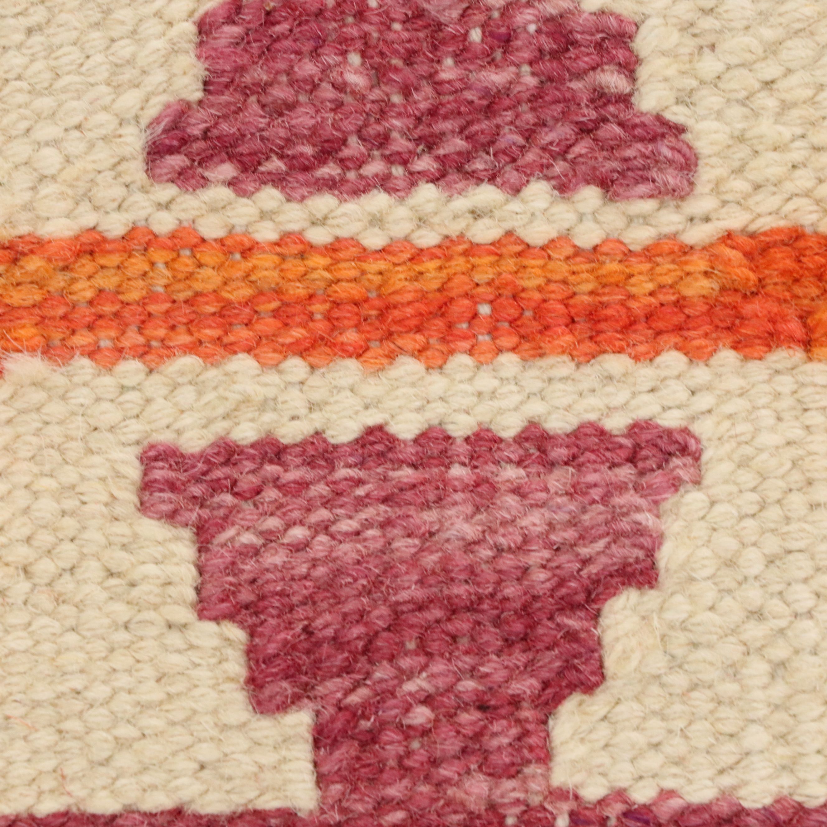 2'9 x 9'7 Handwoven Pakistani Kilim Carpet Runner