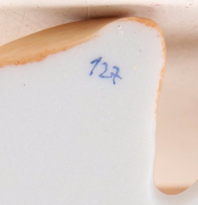 Herend Natural "Golden Retriever" Porcelain Figurine