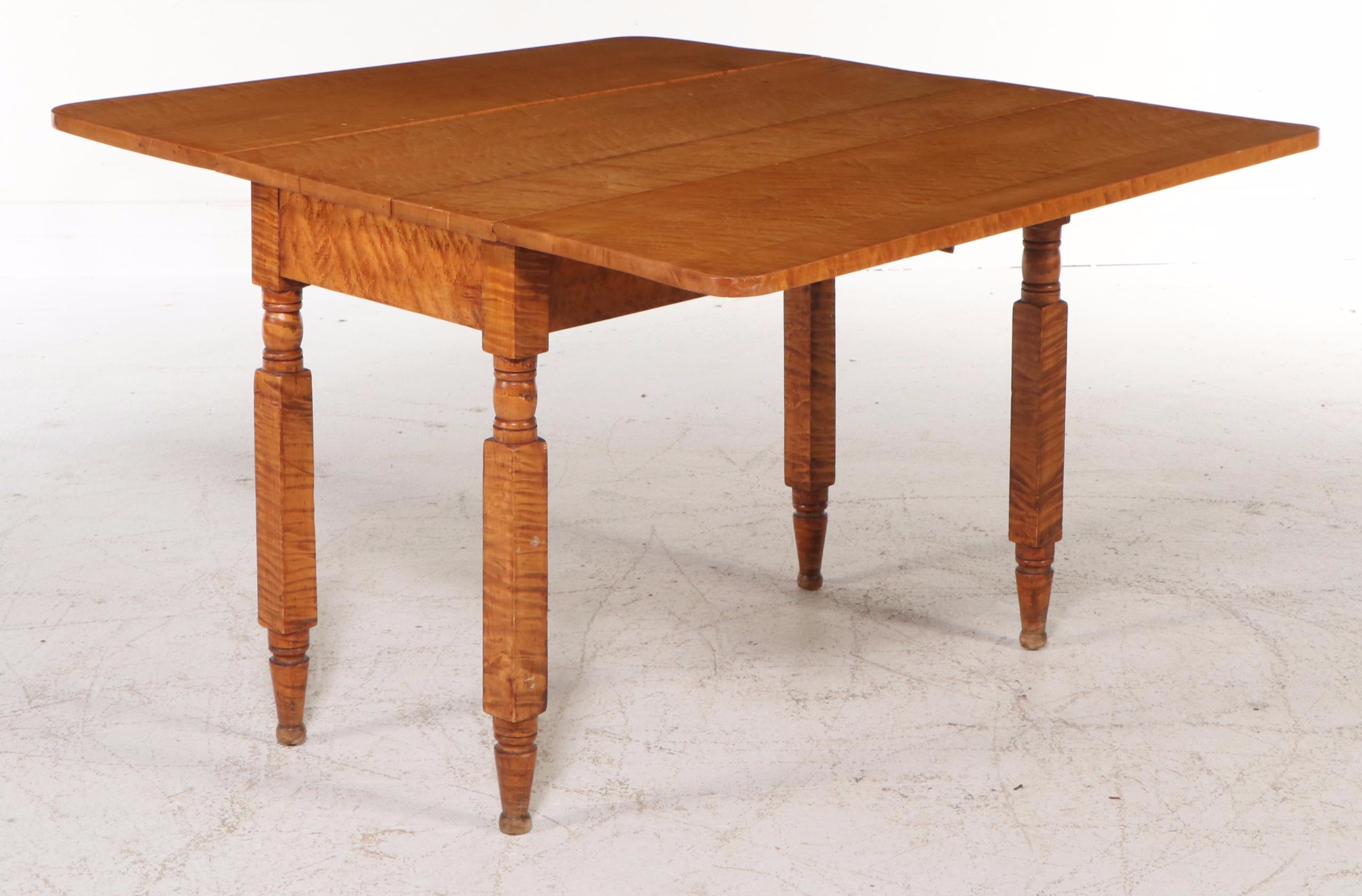 American Tiger Maple Drop-Leaf Dining Table, 19th Century