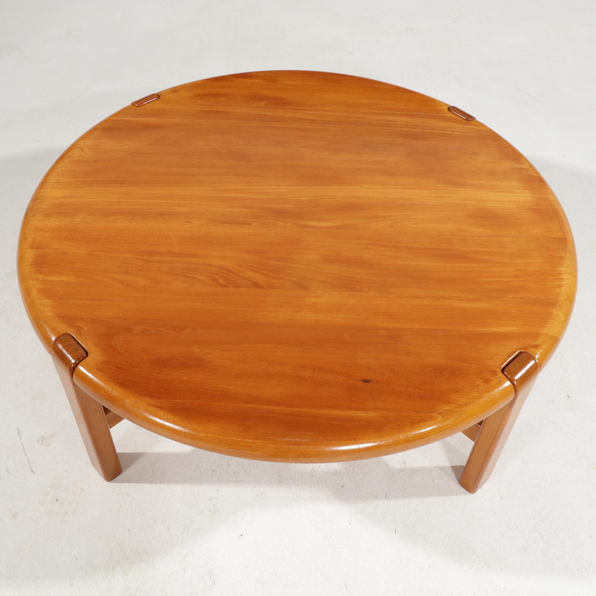 Niels Bach Danish Modern Solid Teak Round Coffee Table, Late 20th Century