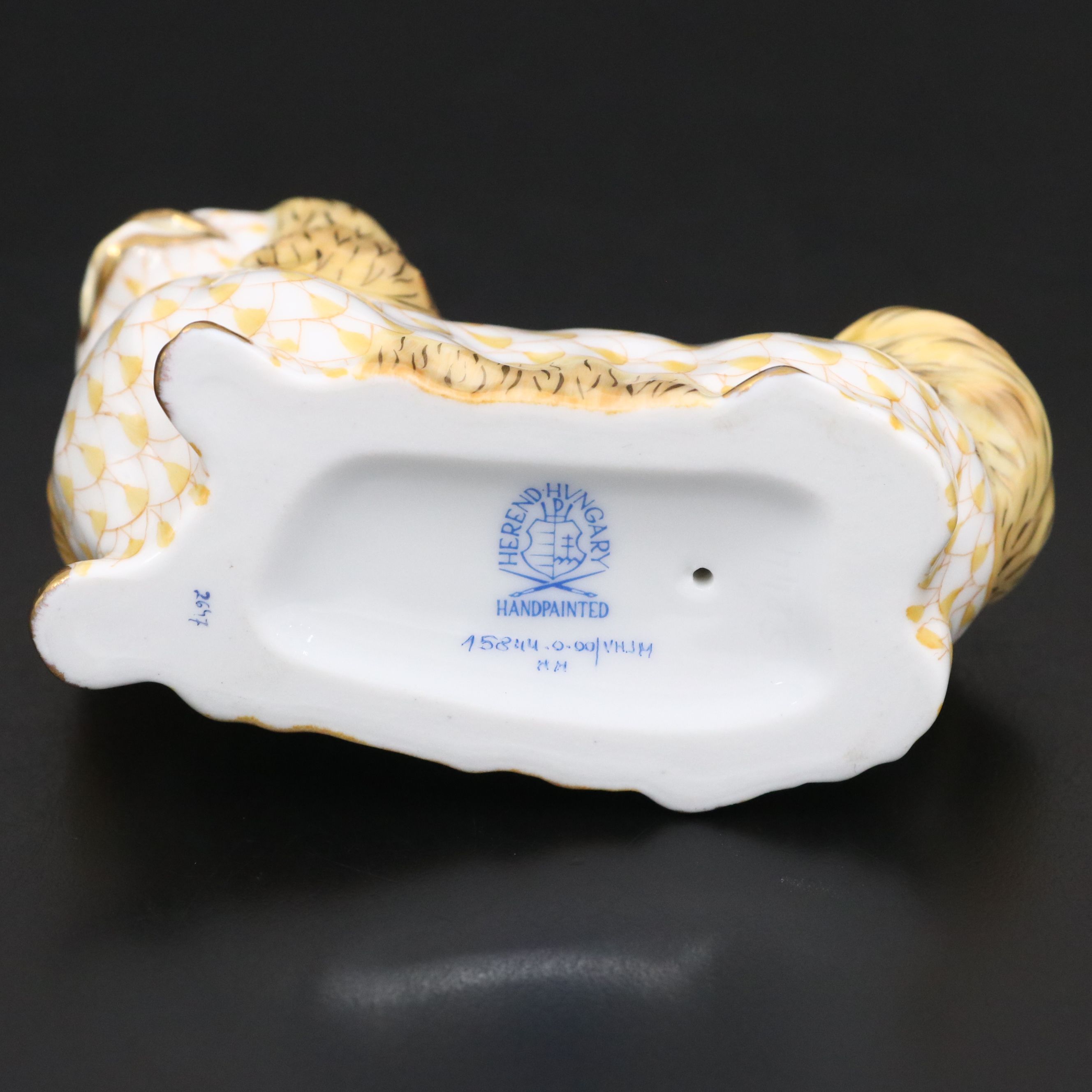 Herend "Pekingese" Butterscotch and Gold Fishnet Porcelain Figurine