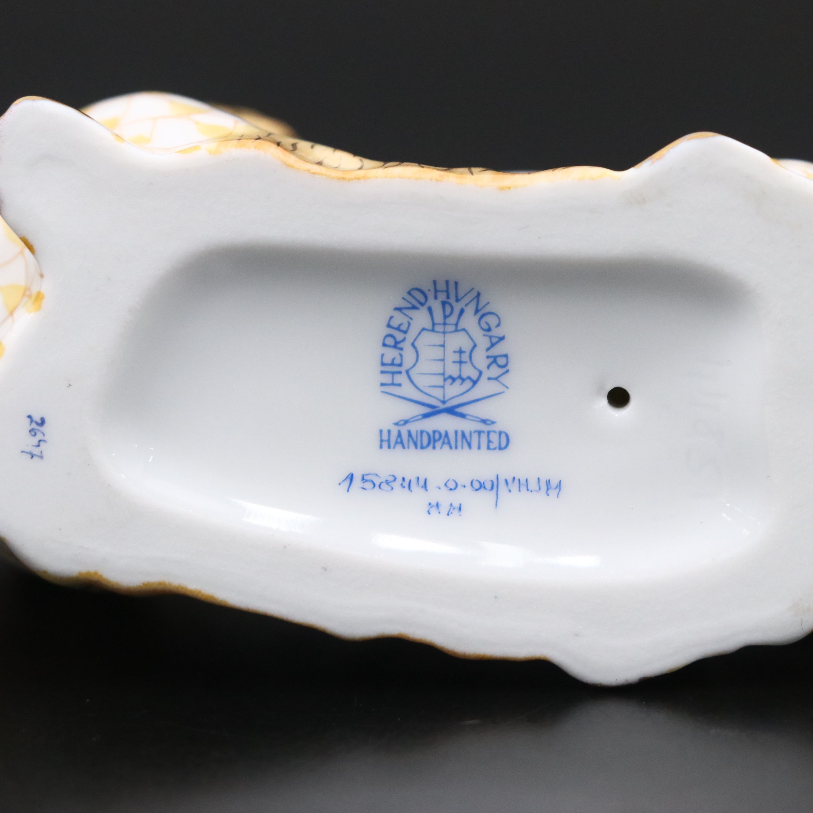 Herend "Pekingese" Butterscotch and Gold Fishnet Porcelain Figurine