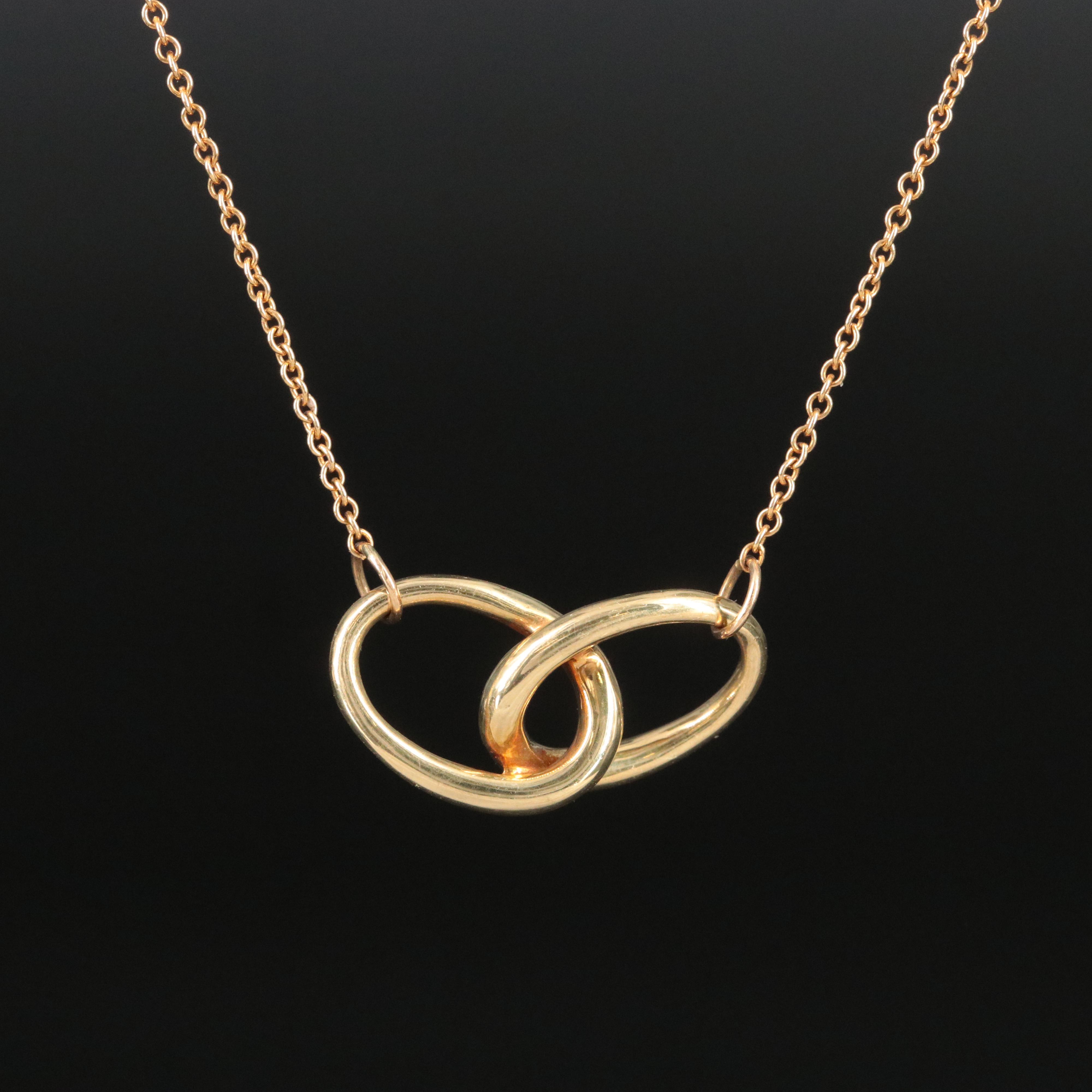 Elsa Peretti for Tiffany & Co. Hugs 18K Oval Links Necklace