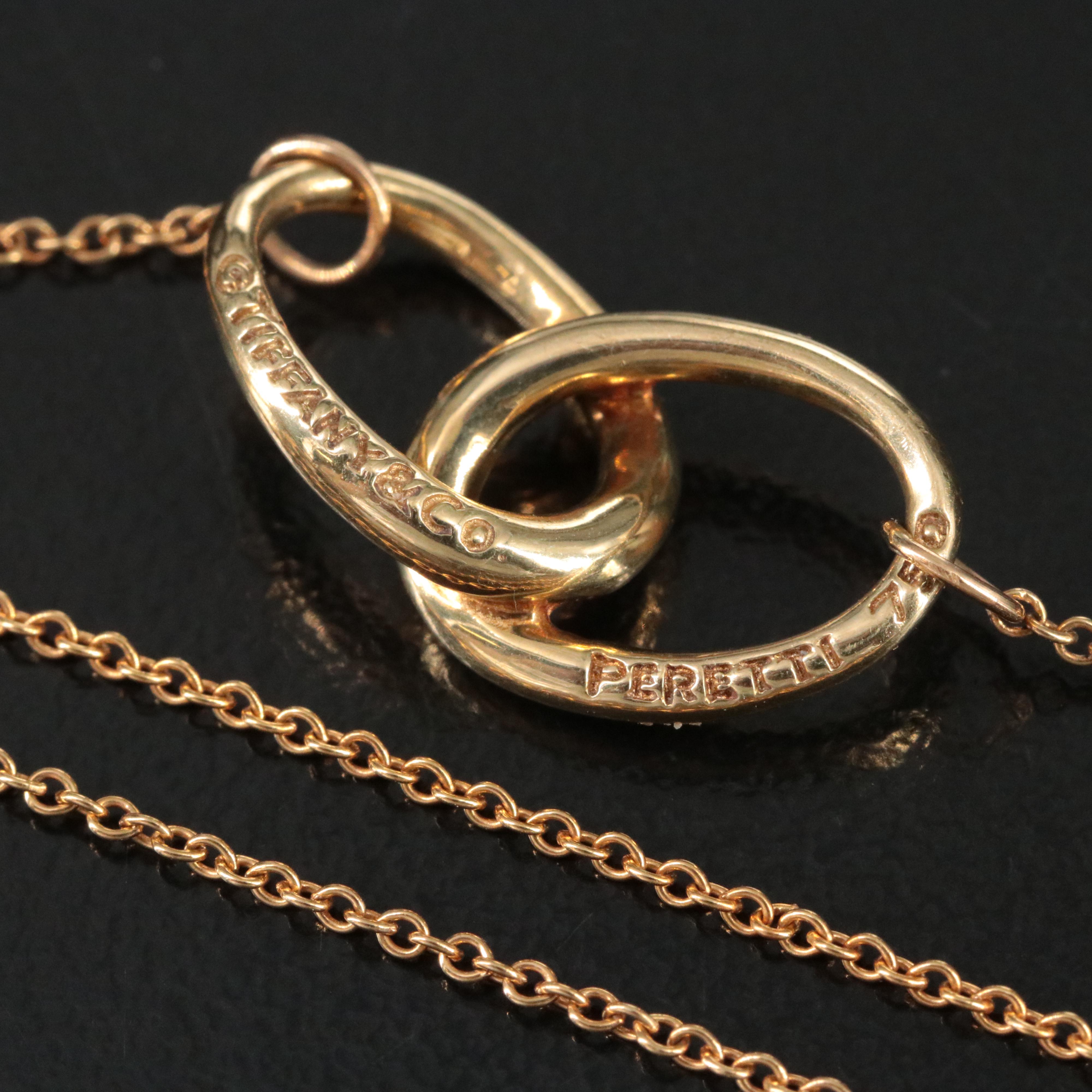 Elsa Peretti for Tiffany & Co. Hugs 18K Oval Links Necklace