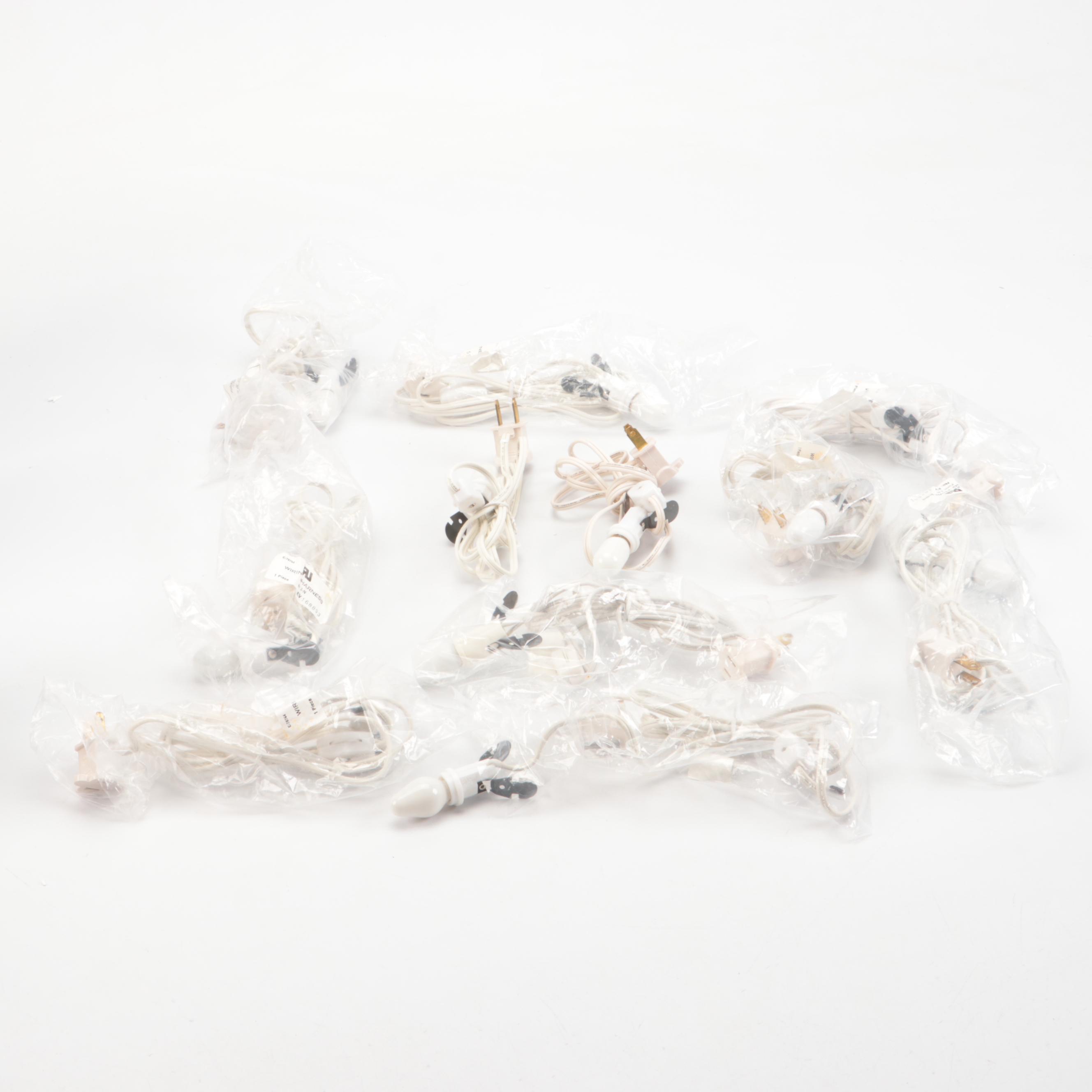 Dept. 56 Heritage Village Illuminated Porcelain Christmas Décor