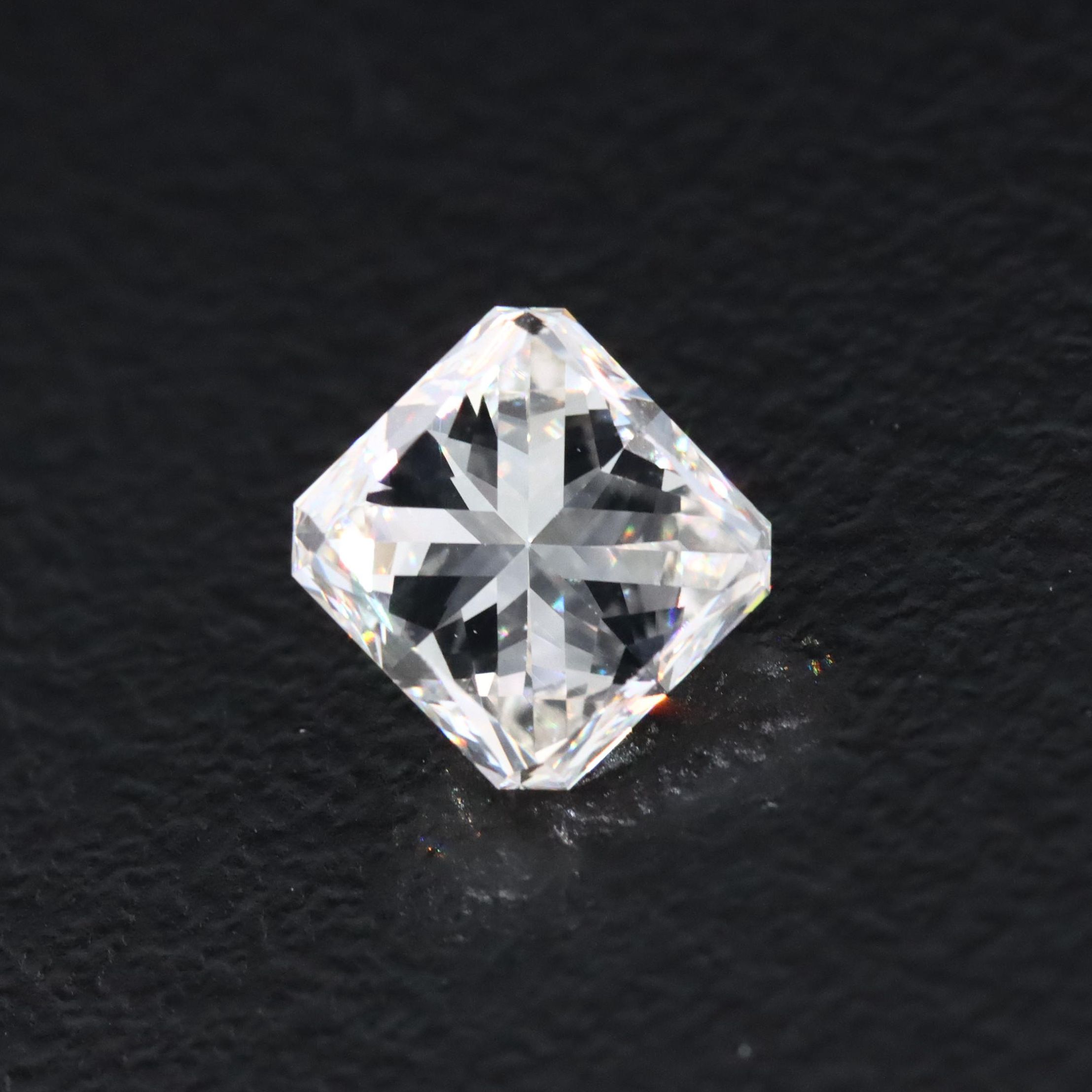 Loose 1.00 CT Diamond with Online GIA Report
