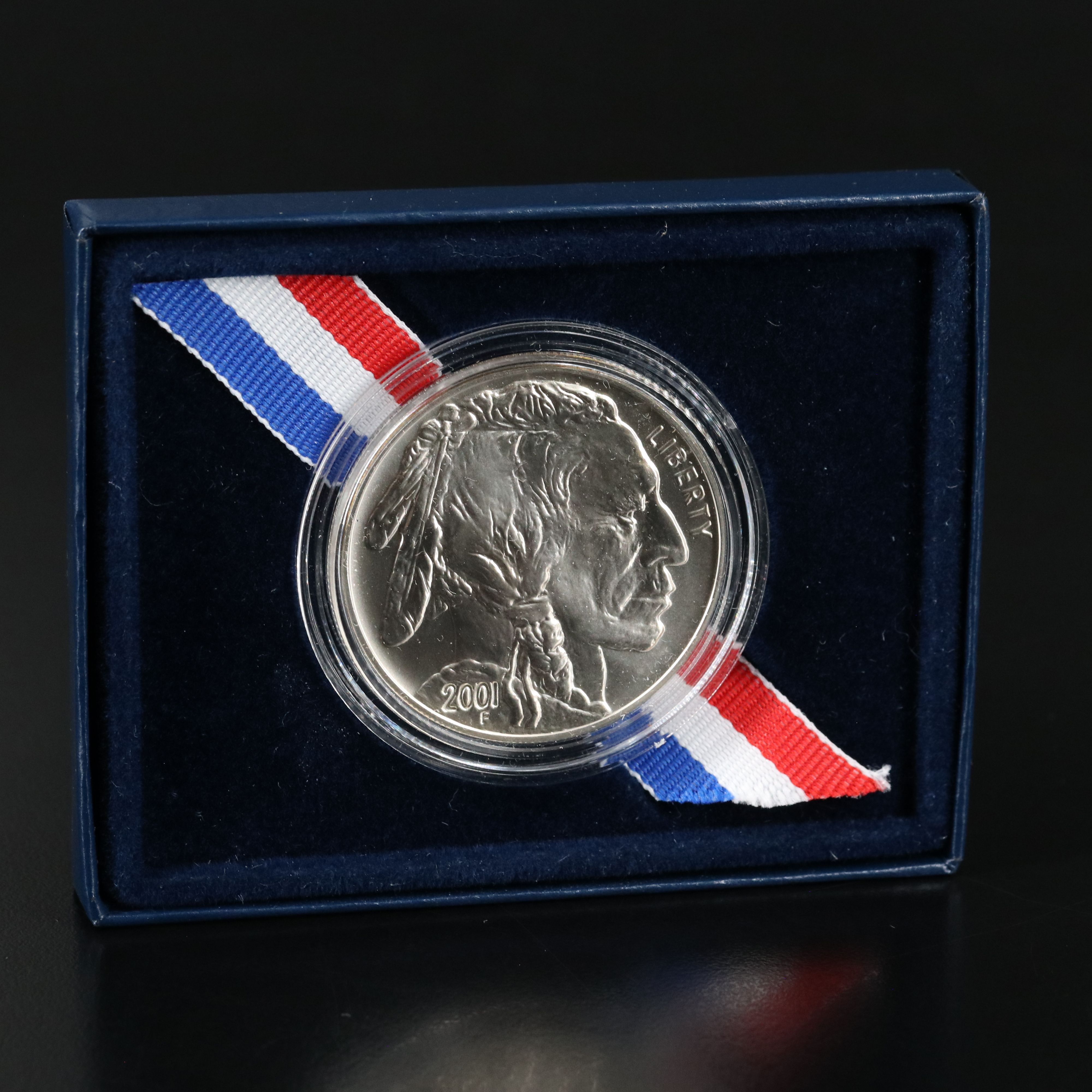 2001 Buffalo Uncirculated Commemorative Silver Dollar