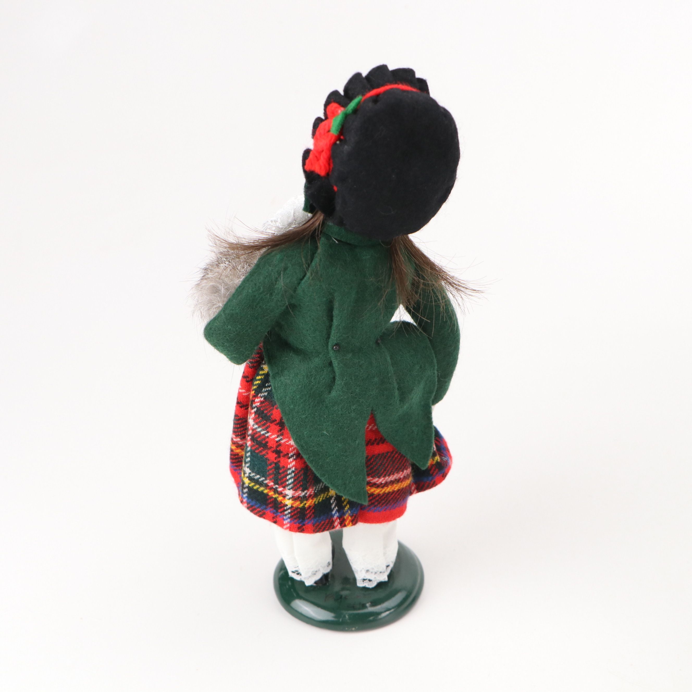 Byers' Choice Christmas Caroler Figurines