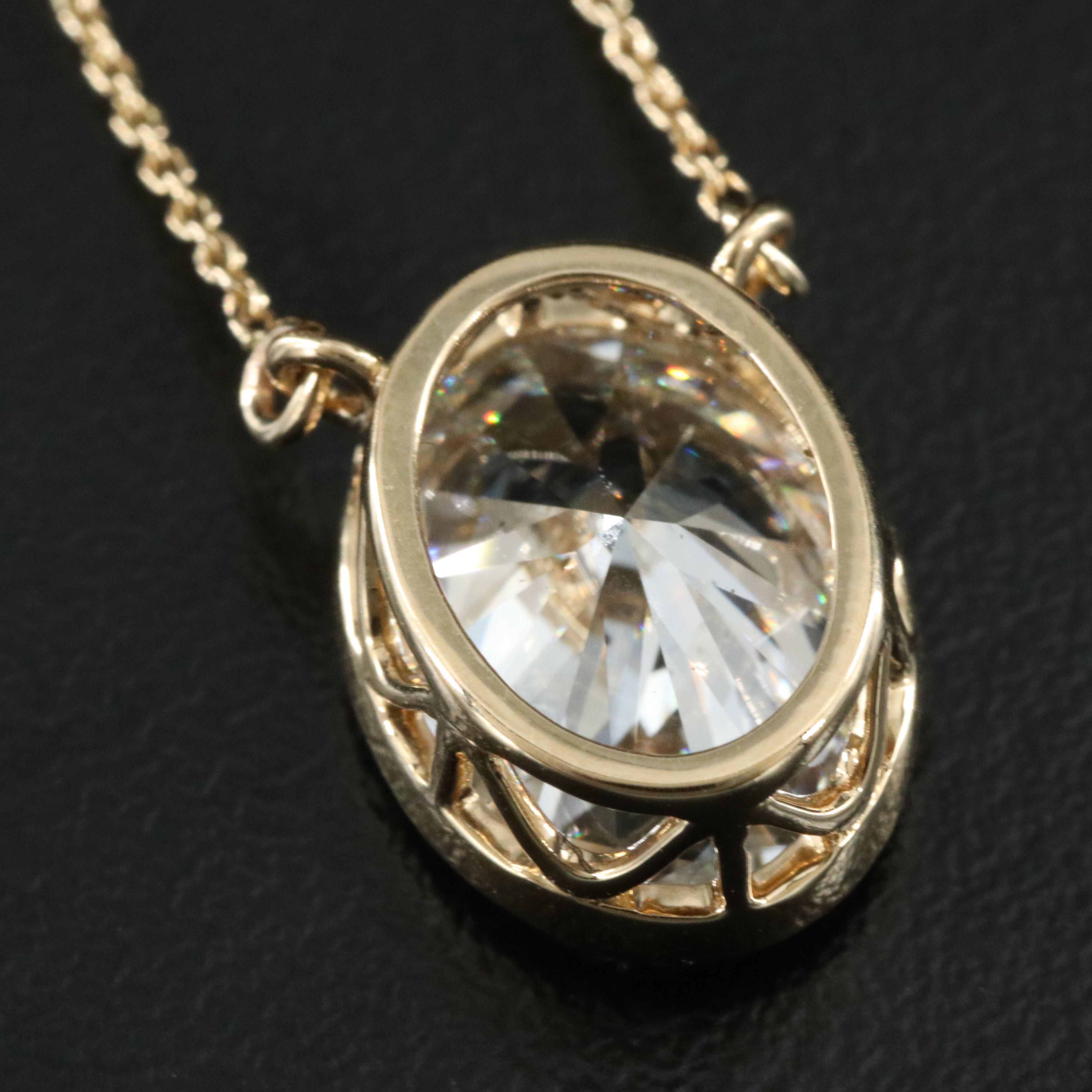 18K 4.59 CT Lab Grown Diamond Solitaire Necklace with IGI Report