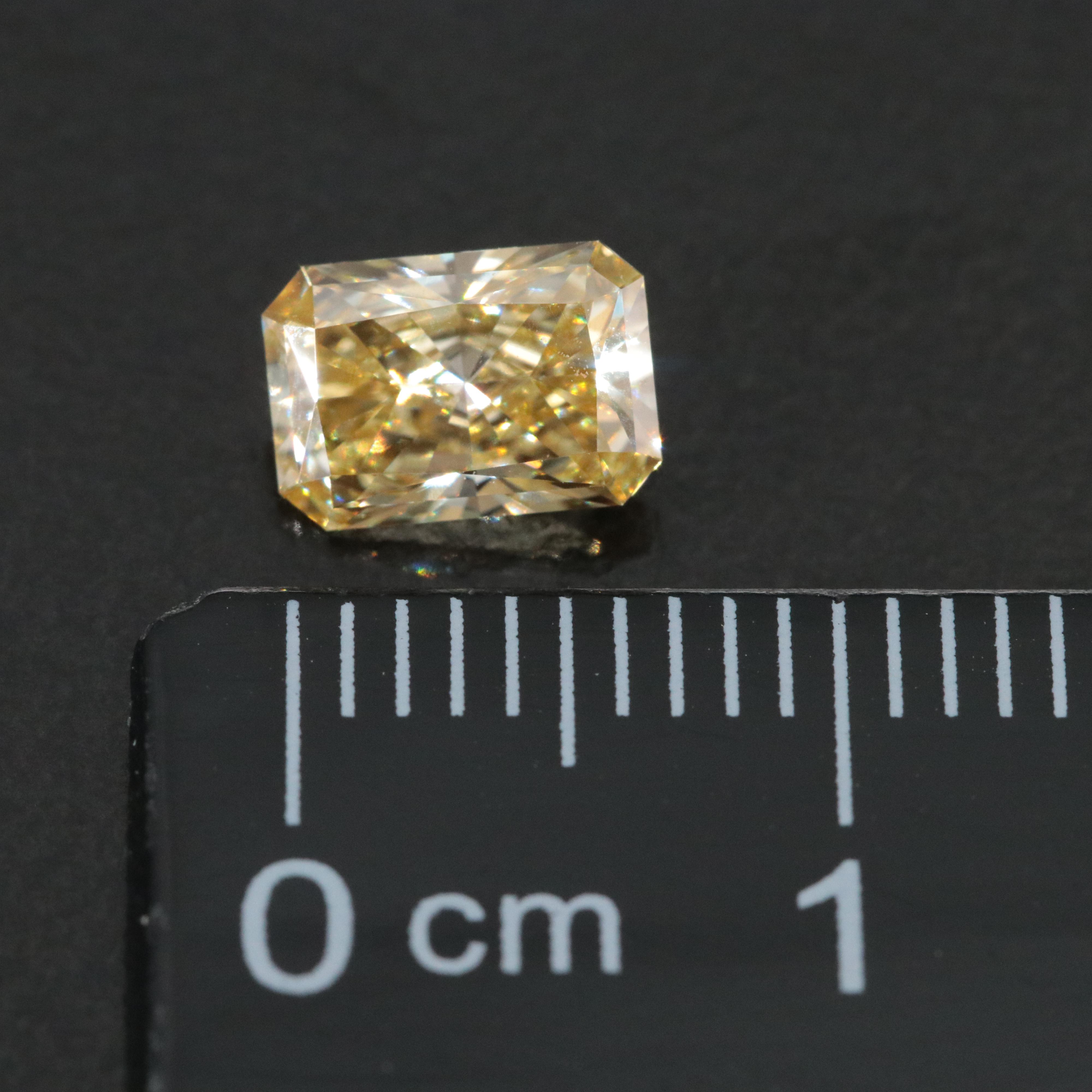 Loose 1.00 CT Lab Grown Fancy Yellow Diamond with IGI Report