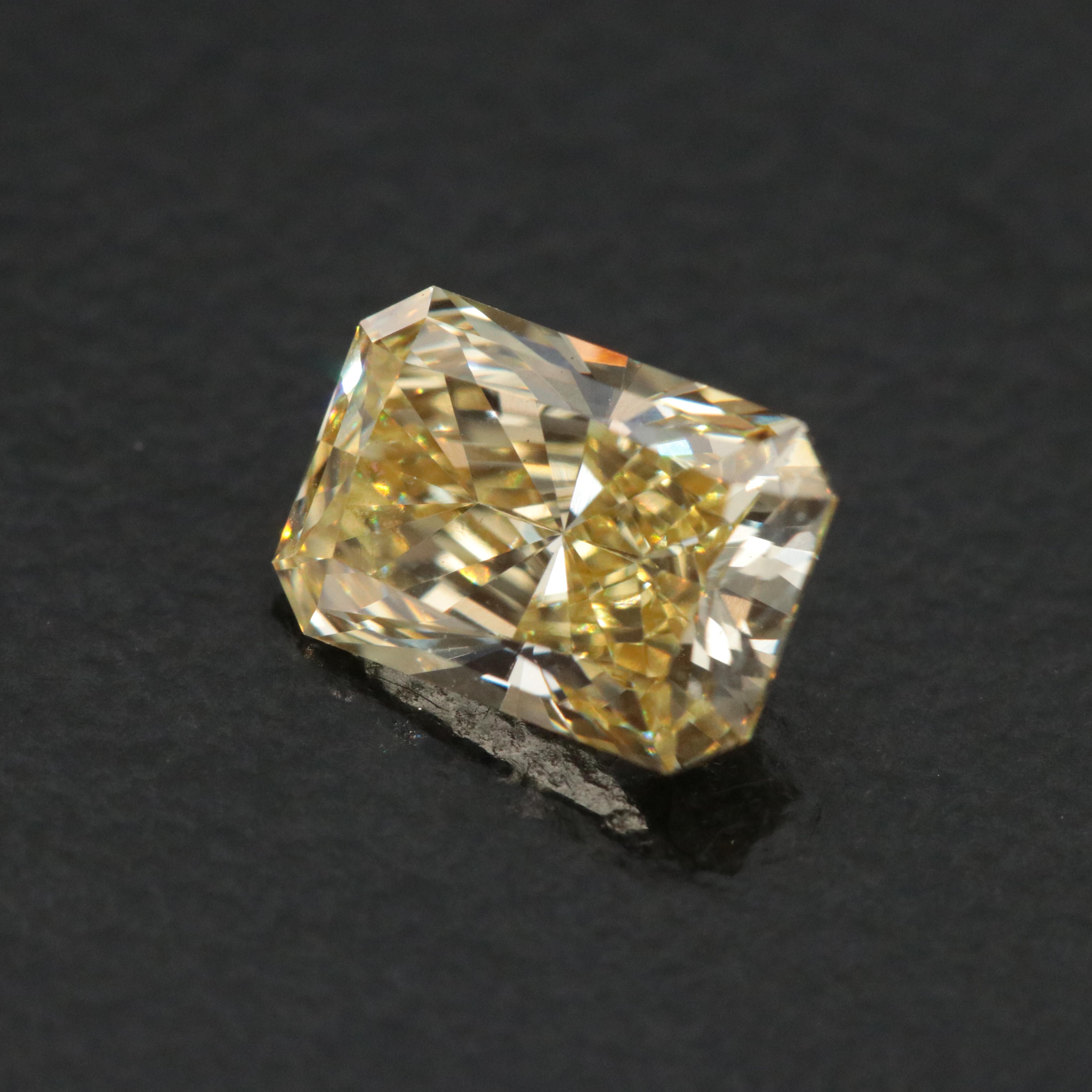 Loose 1.00 CT Lab Grown Fancy Yellow Diamond with IGI Report