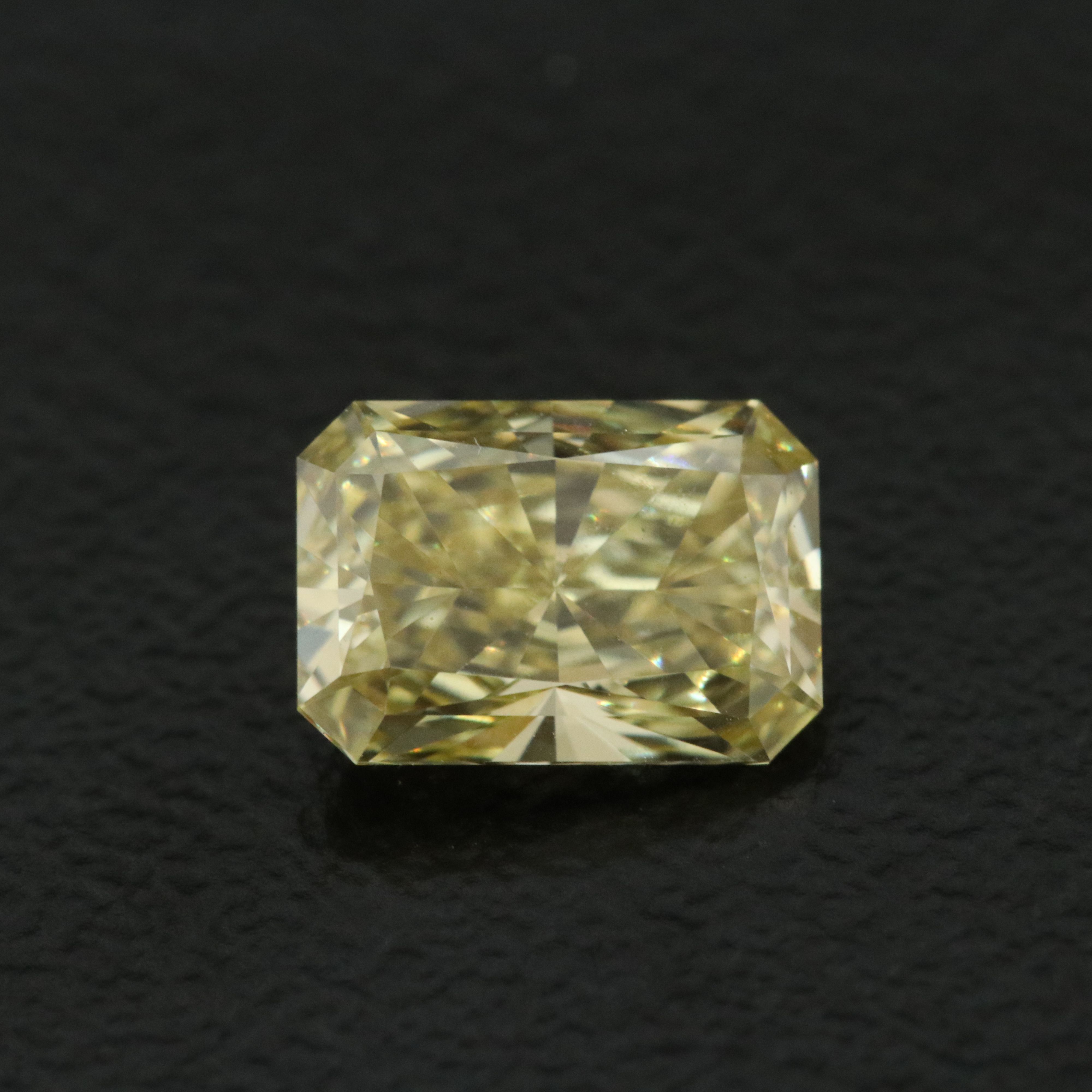 Loose 1.00 CT Lab Grown Fancy Yellow Diamond with IGI Report