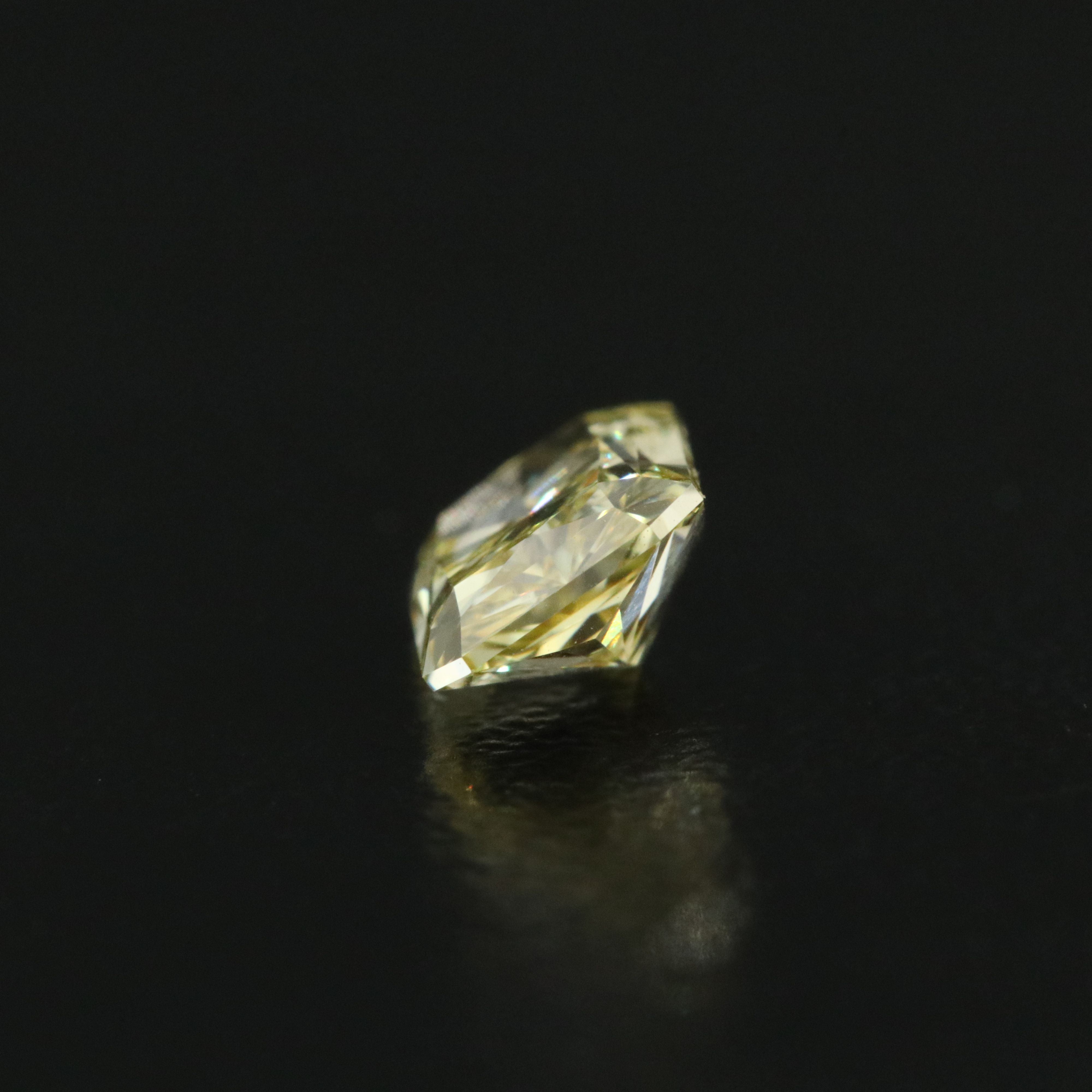 Loose 1.00 CT Lab Grown Fancy Yellow Diamond with IGI Report