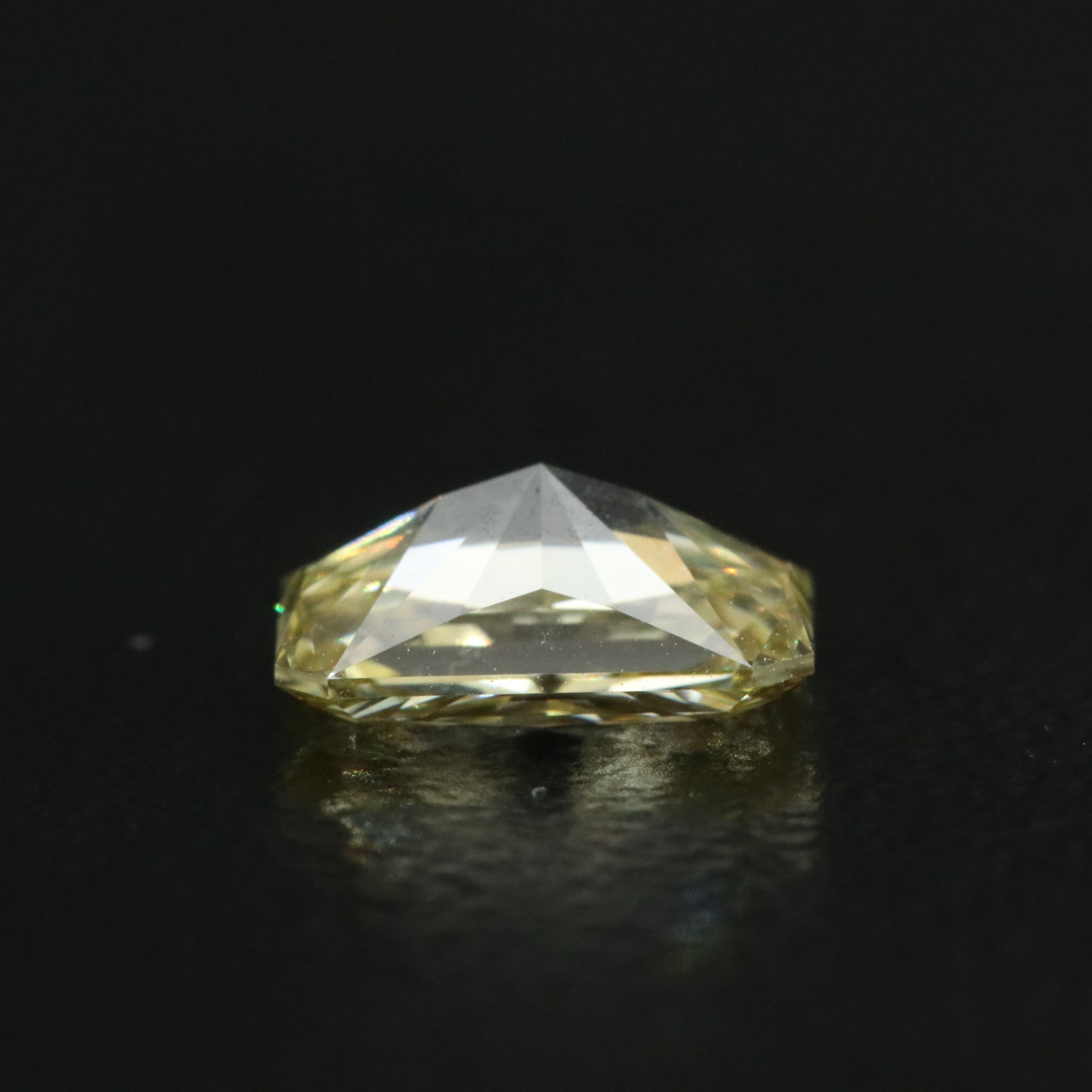 Loose 1.00 CT Lab Grown Fancy Yellow Diamond with IGI Report