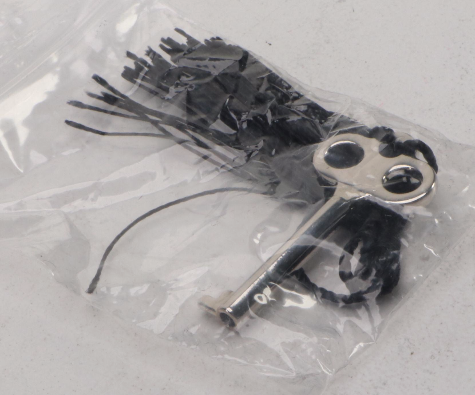 Jere Carbon Fiber High Gloss Locking Watch Case