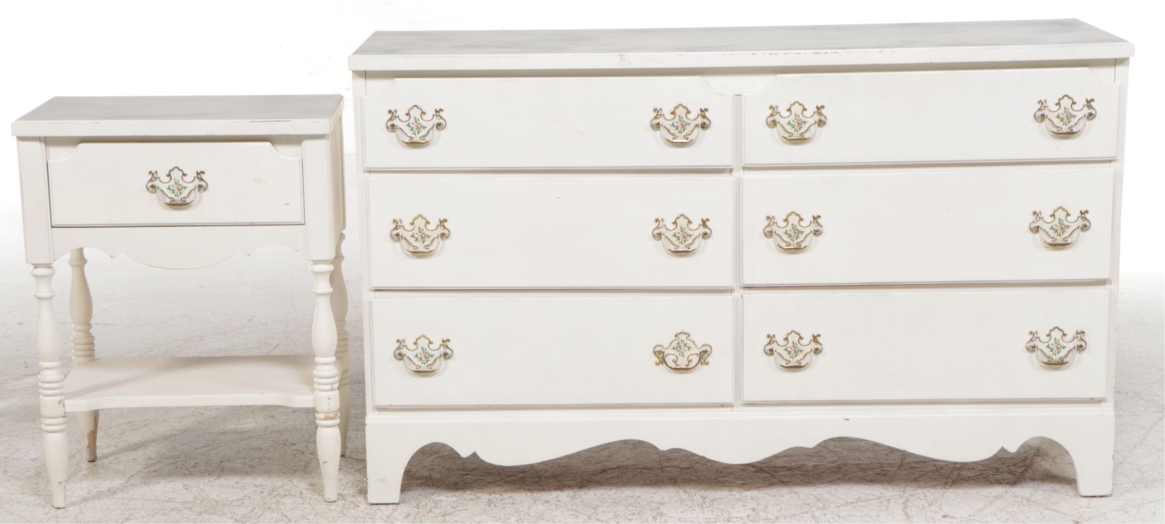 Johnson-Carper "Fashion Trend" Painted Wood Dresser with Mirror and Nightstand