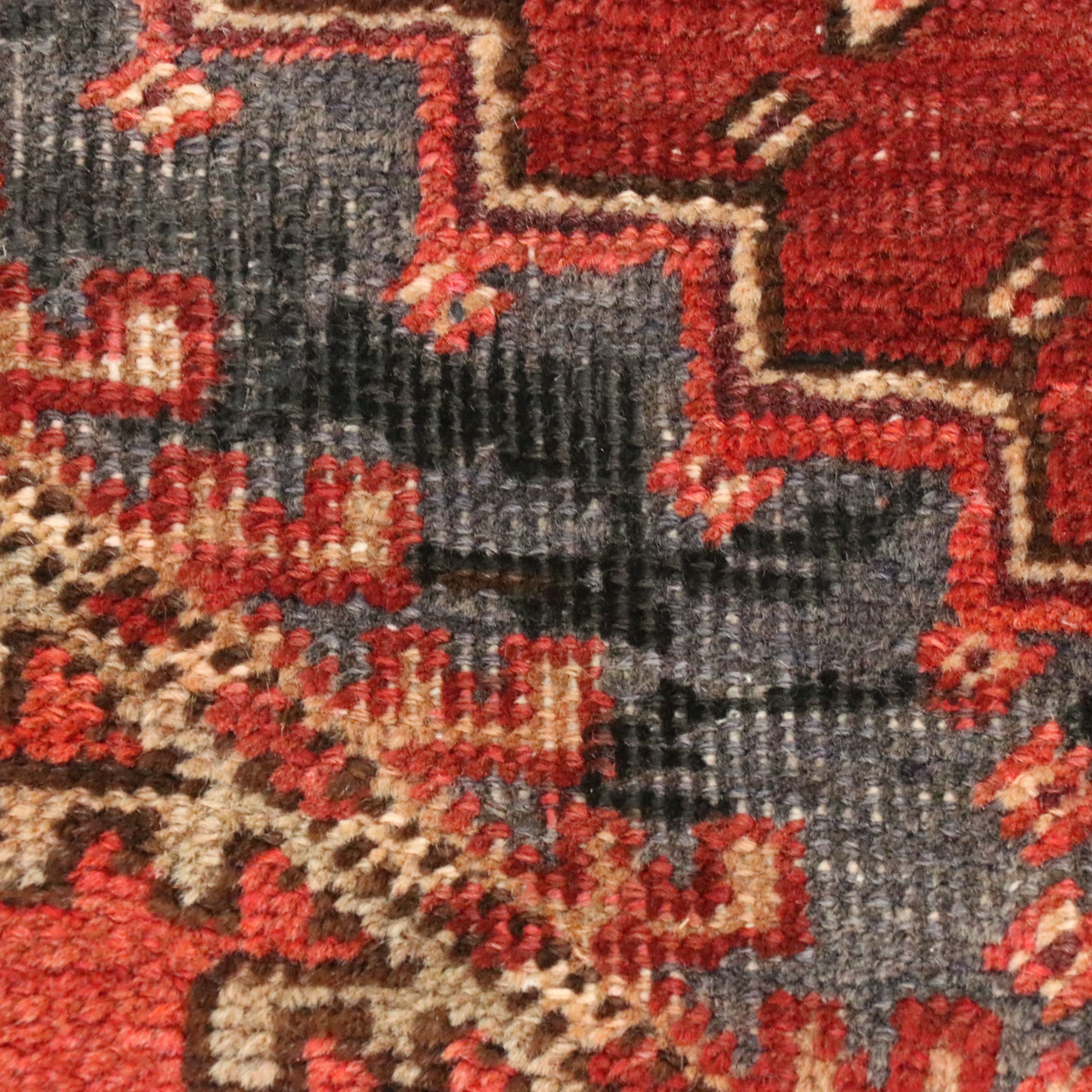 3'4 x 6'8 Hand-Knotted Persian Shiraz Accent Rug