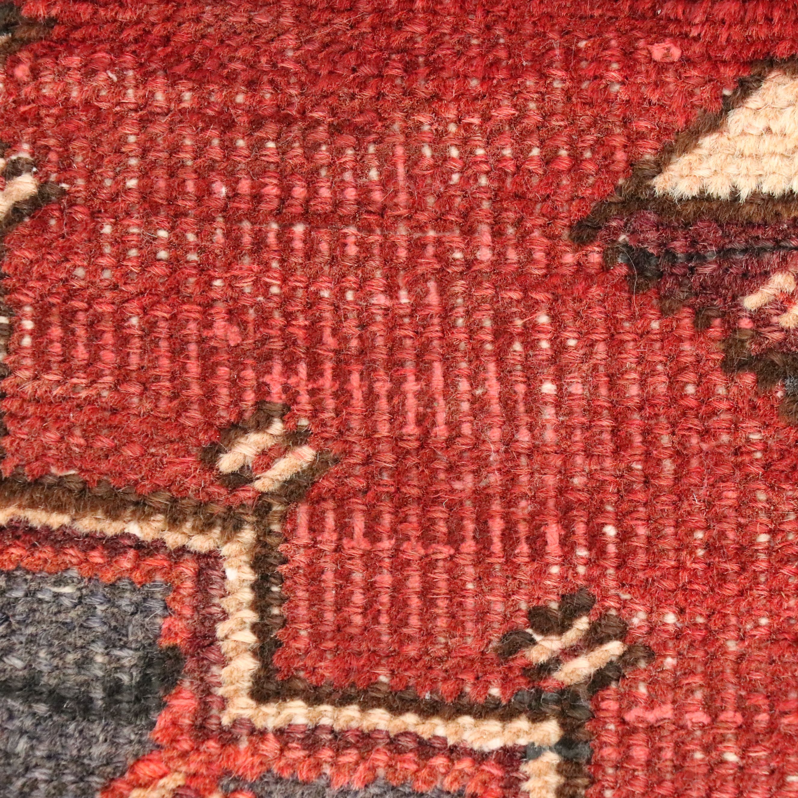 3'4 x 6'8 Hand-Knotted Persian Shiraz Accent Rug