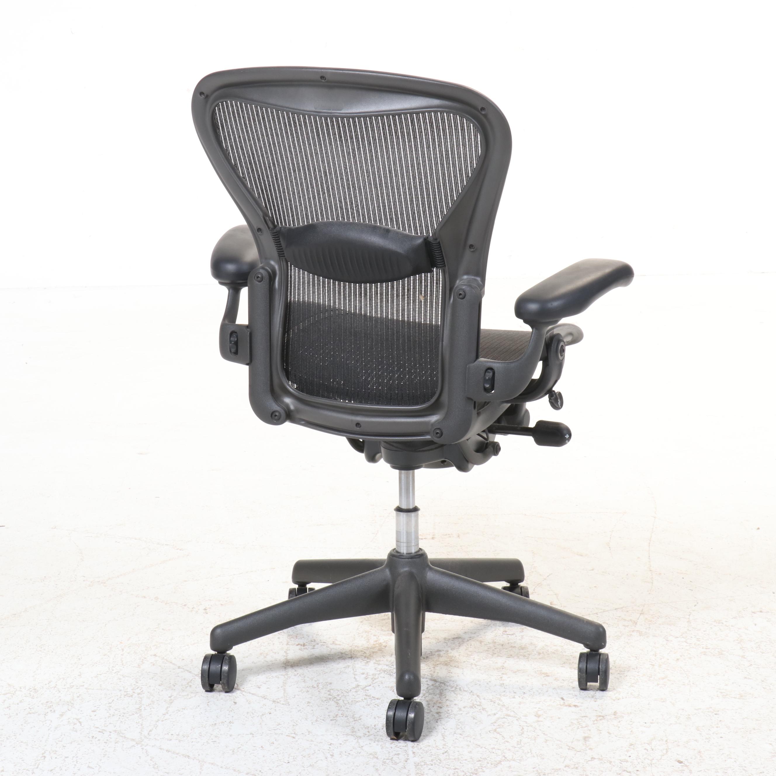 Herman Miller "Aeron" Mesh Office Chair