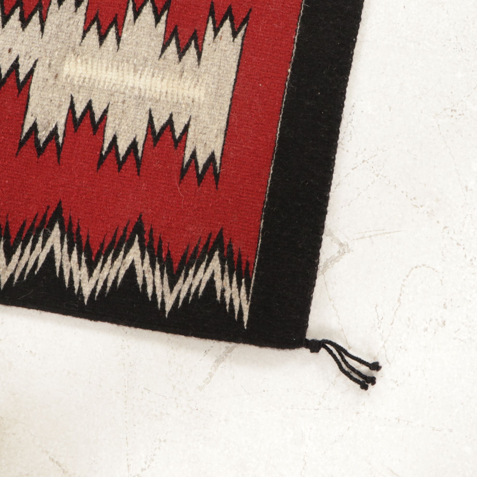 2'4 x 3'4 Handwoven Pauline Alston Navajo Storm Accent Rug