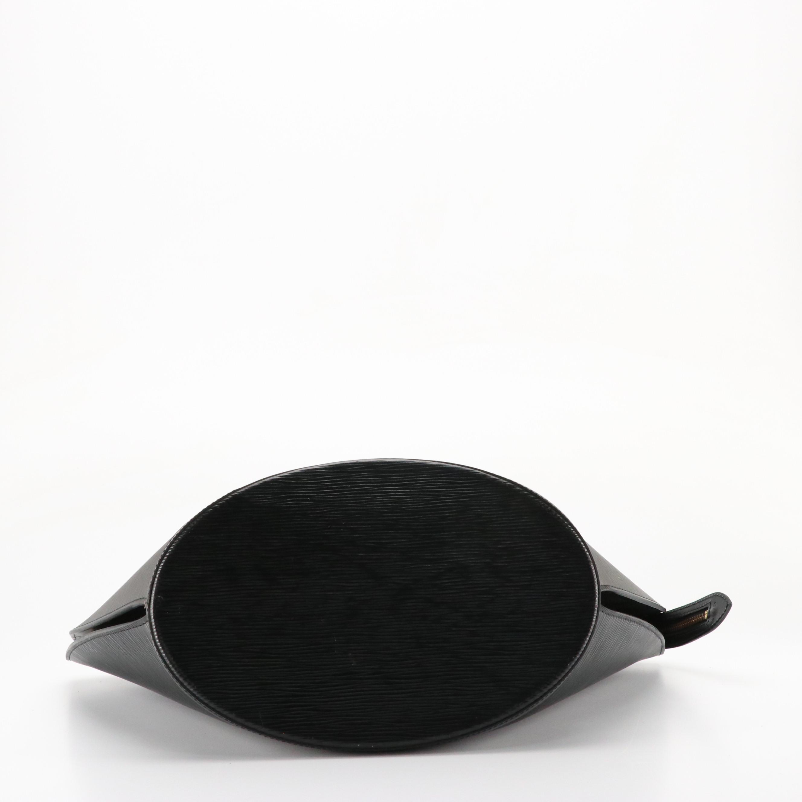 Louis Vuitton Saint Jacques GM Shoulder Bag in Black Epi Leather