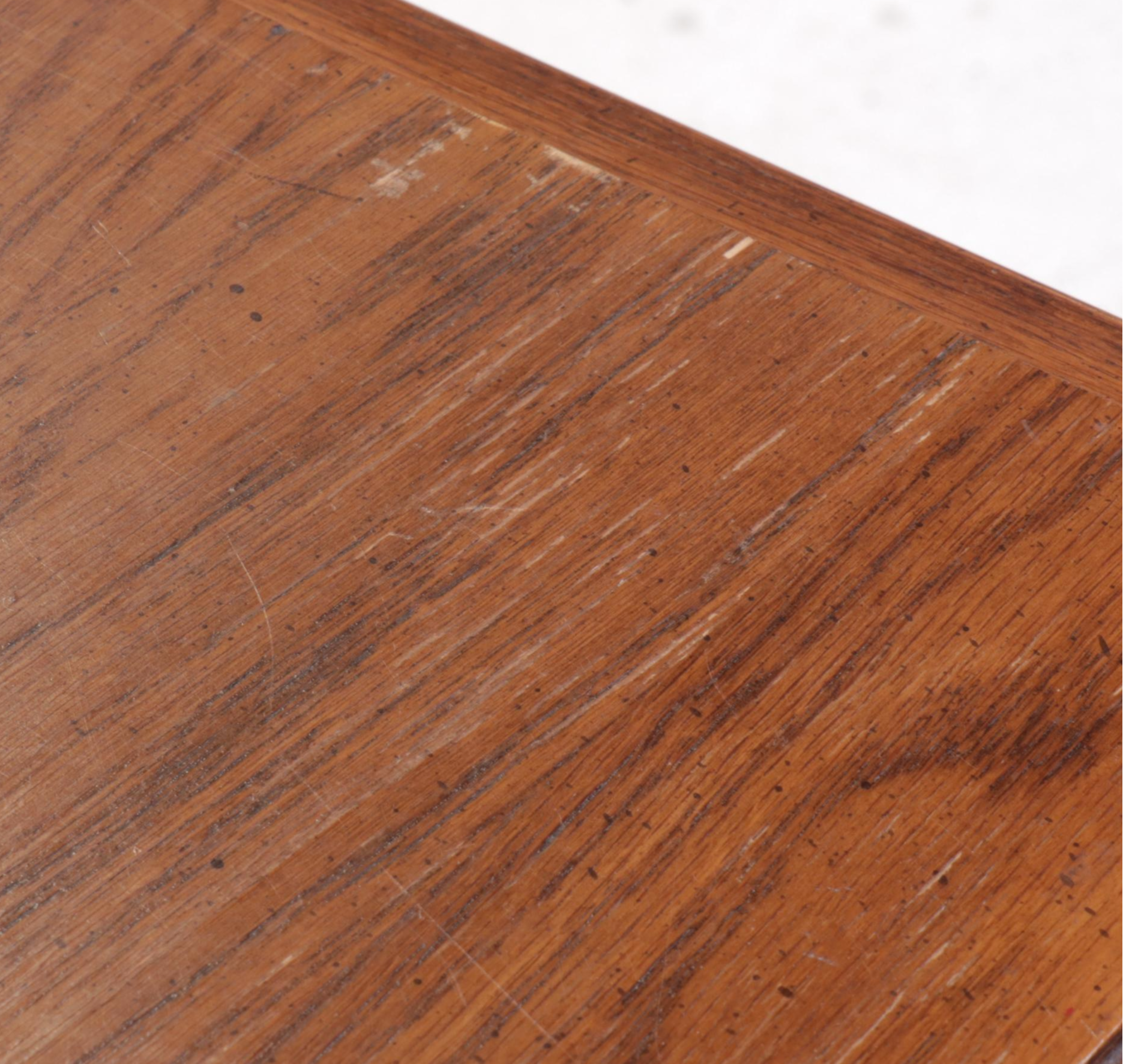 Young-Hinkle Oak Chest of Drawers