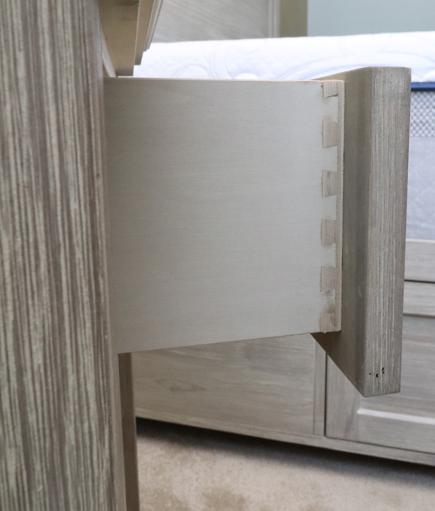 Pottery Barn Teen "Hampton" Storage Queen Bed and Nightstands