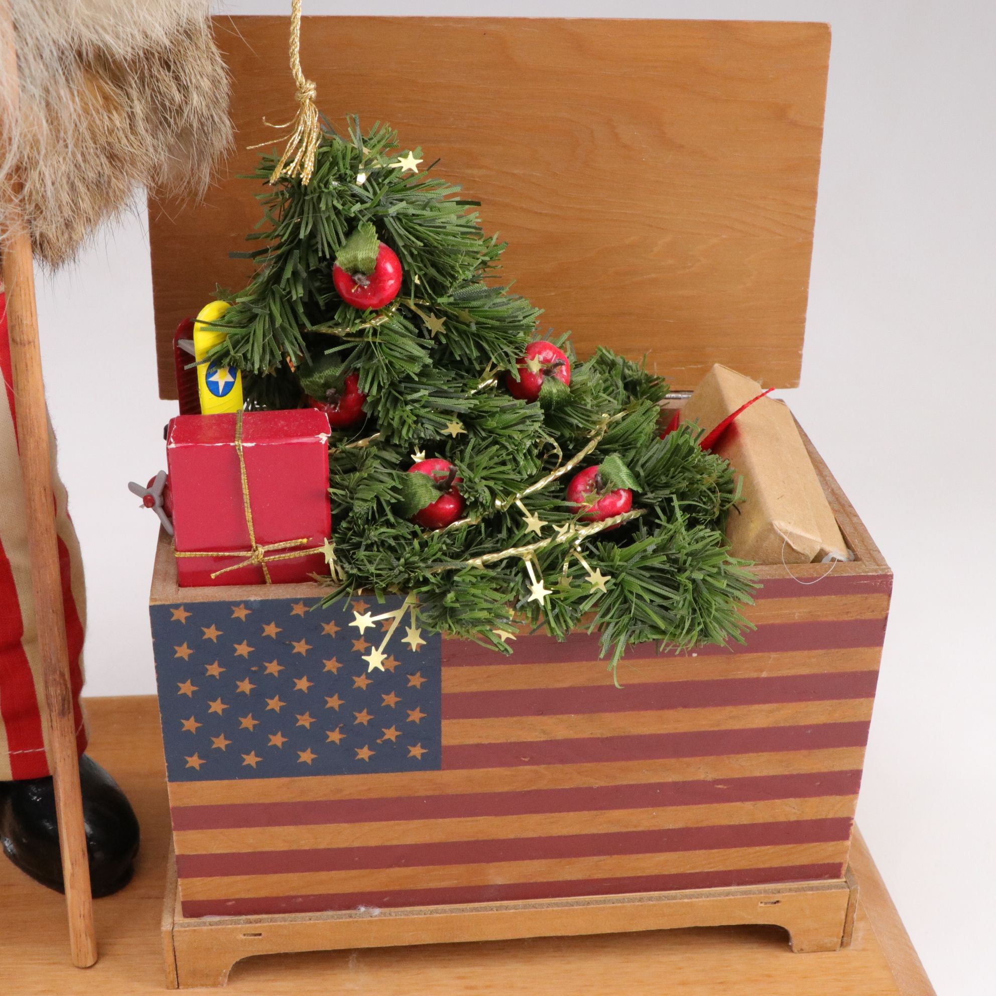 Lynn Haney Signed "Yankee Doodle Santa" Figurine, 1992