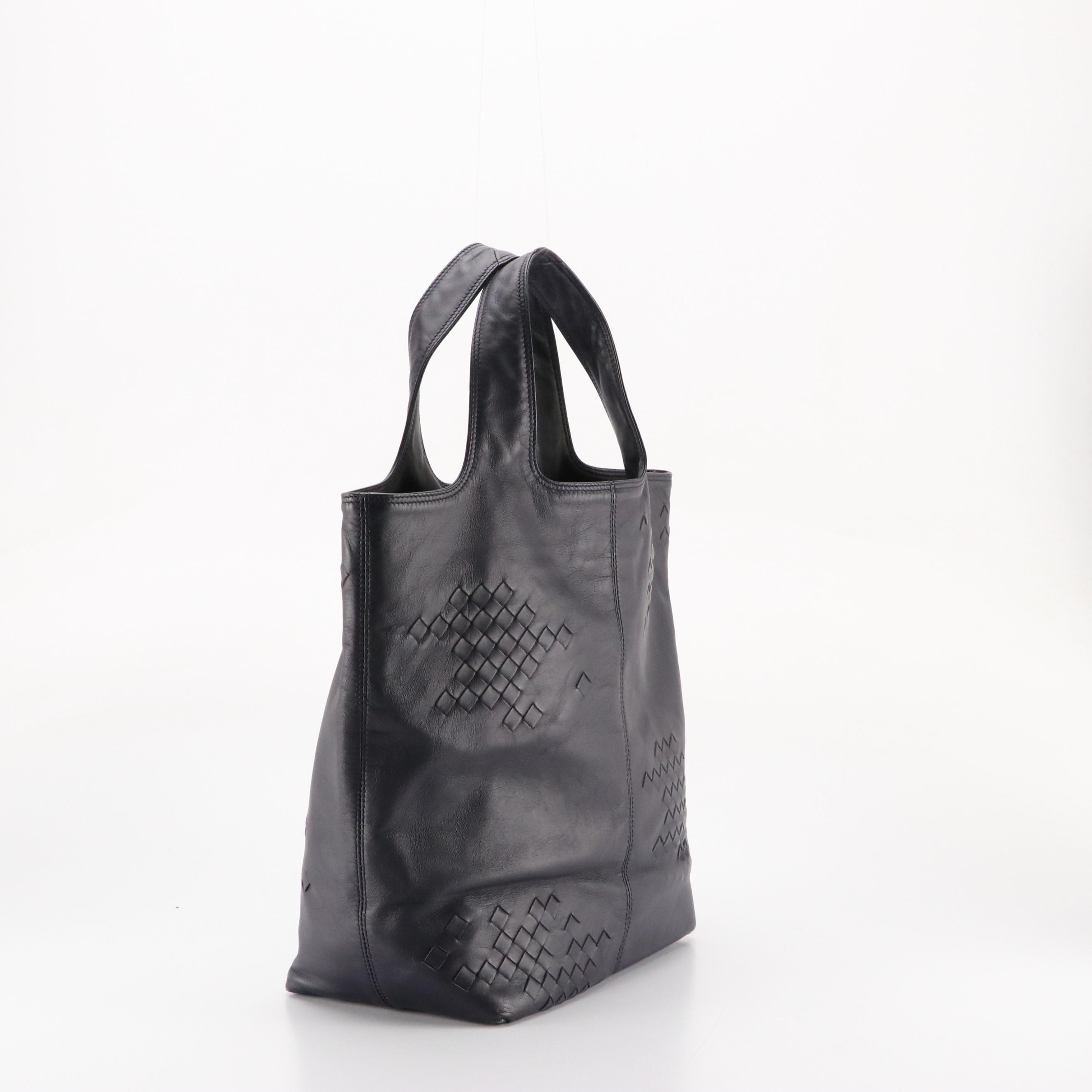 Bottega Veneta Regent Handle Tote in Navy Blue Lambskin and Intrecciato Leather