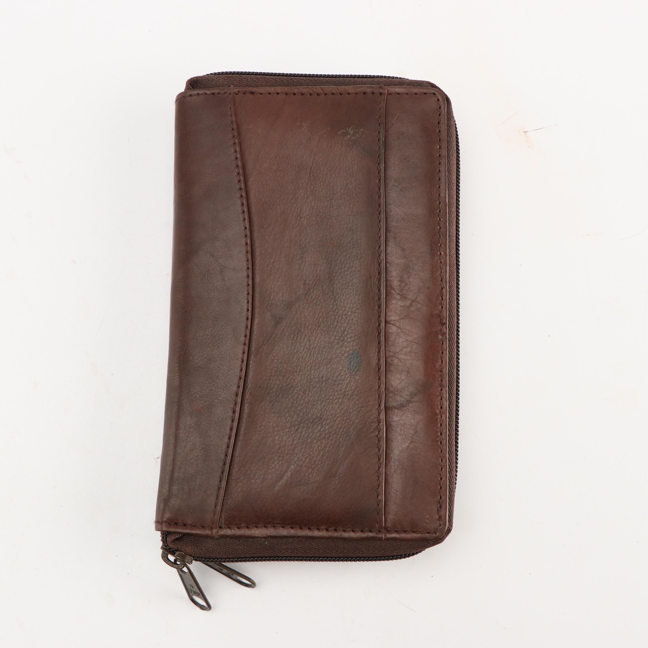 Bacci Zip-Around Wallet with Other Leather Jewelry Displays and Travel Cases