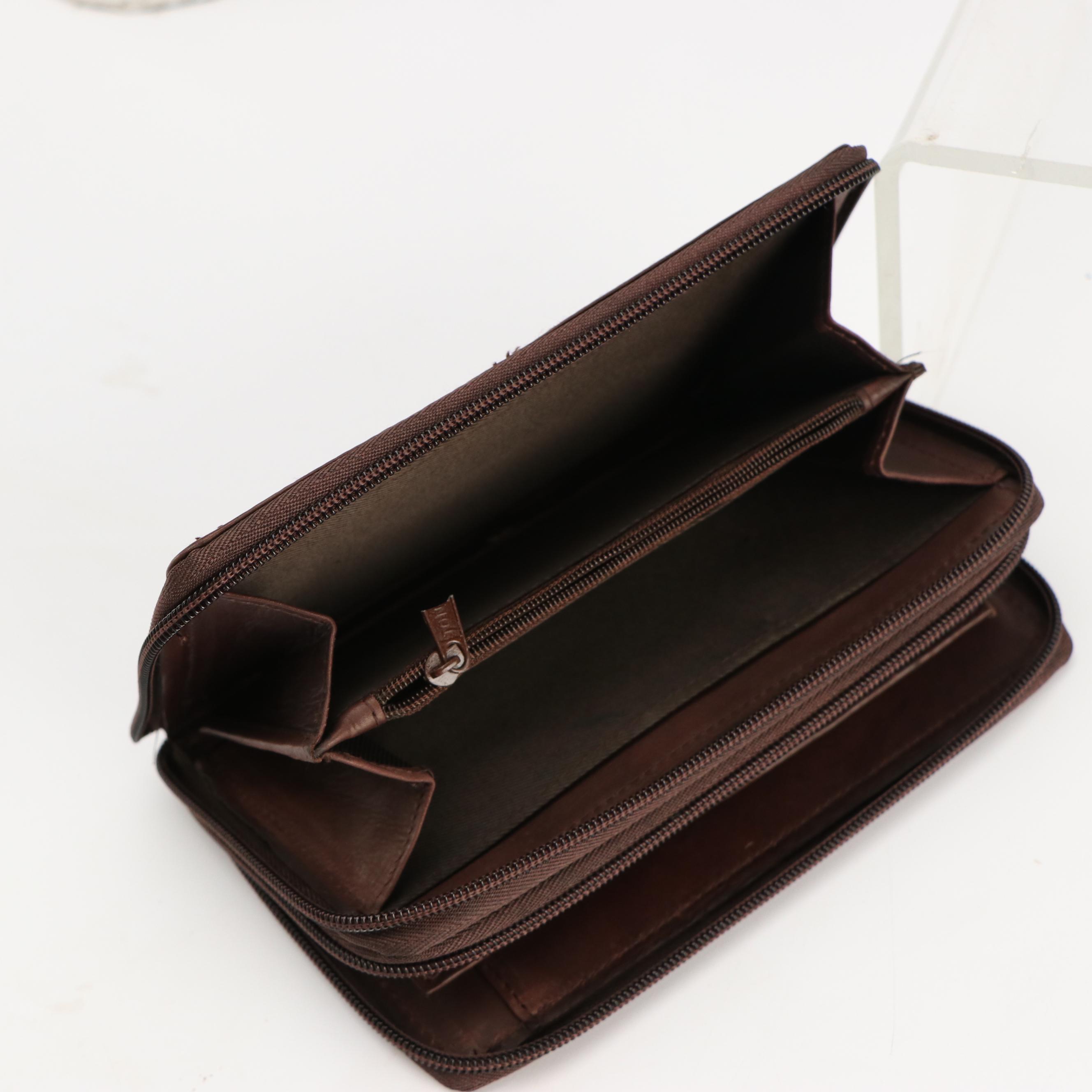 Bacci Zip-Around Wallet with Other Leather Jewelry Displays and Travel Cases