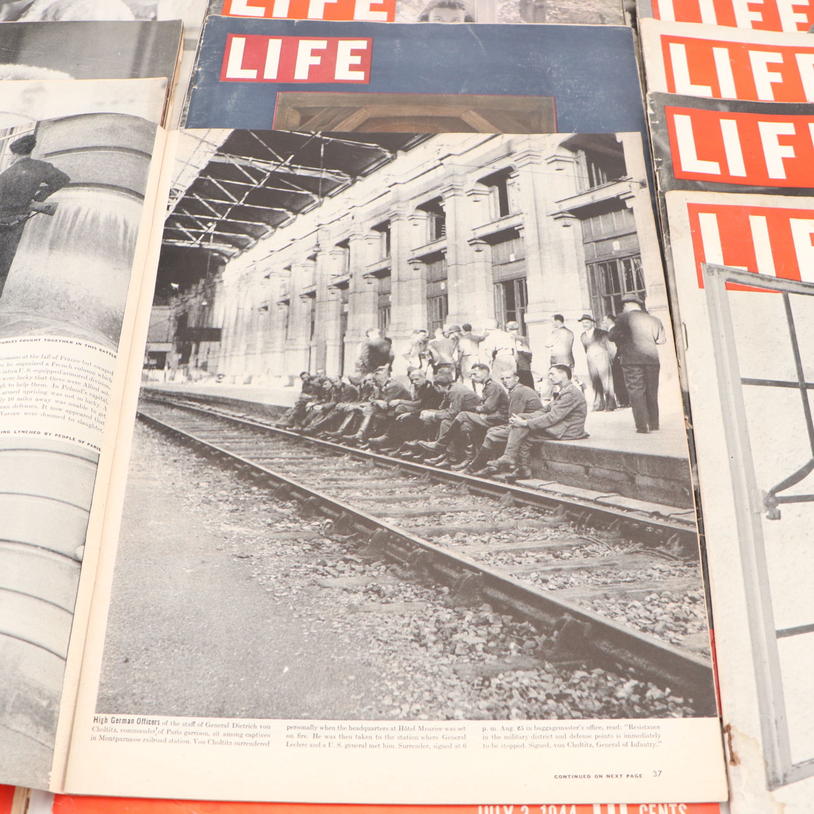 "LIFE" Magazine Issues, 1940s