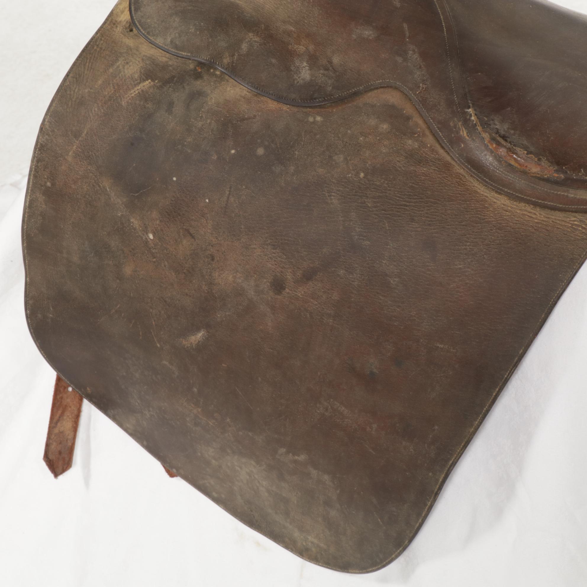 Crosby "Lane Fox" Leather English Cutback Saddle