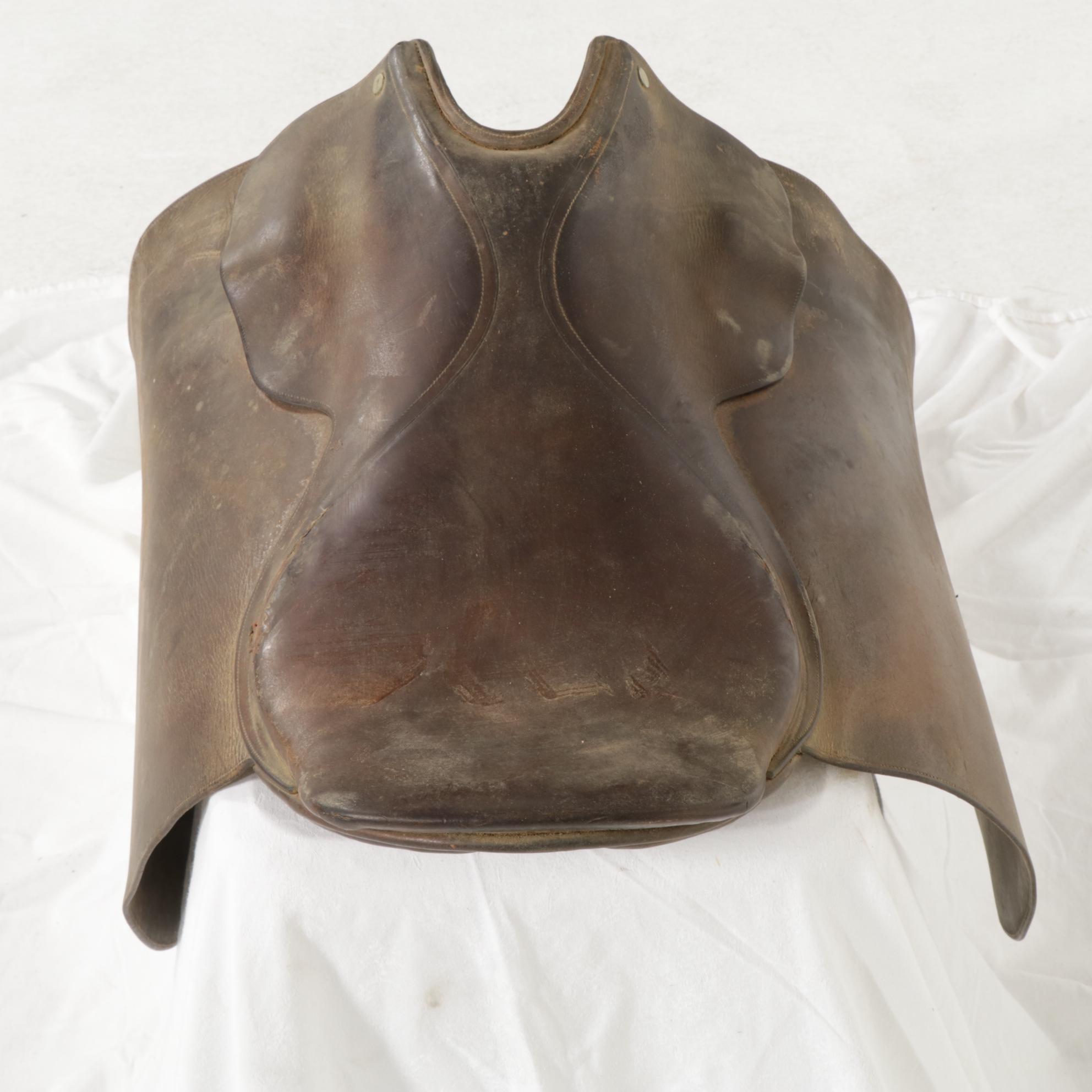 Crosby "Lane Fox" Leather English Cutback Saddle