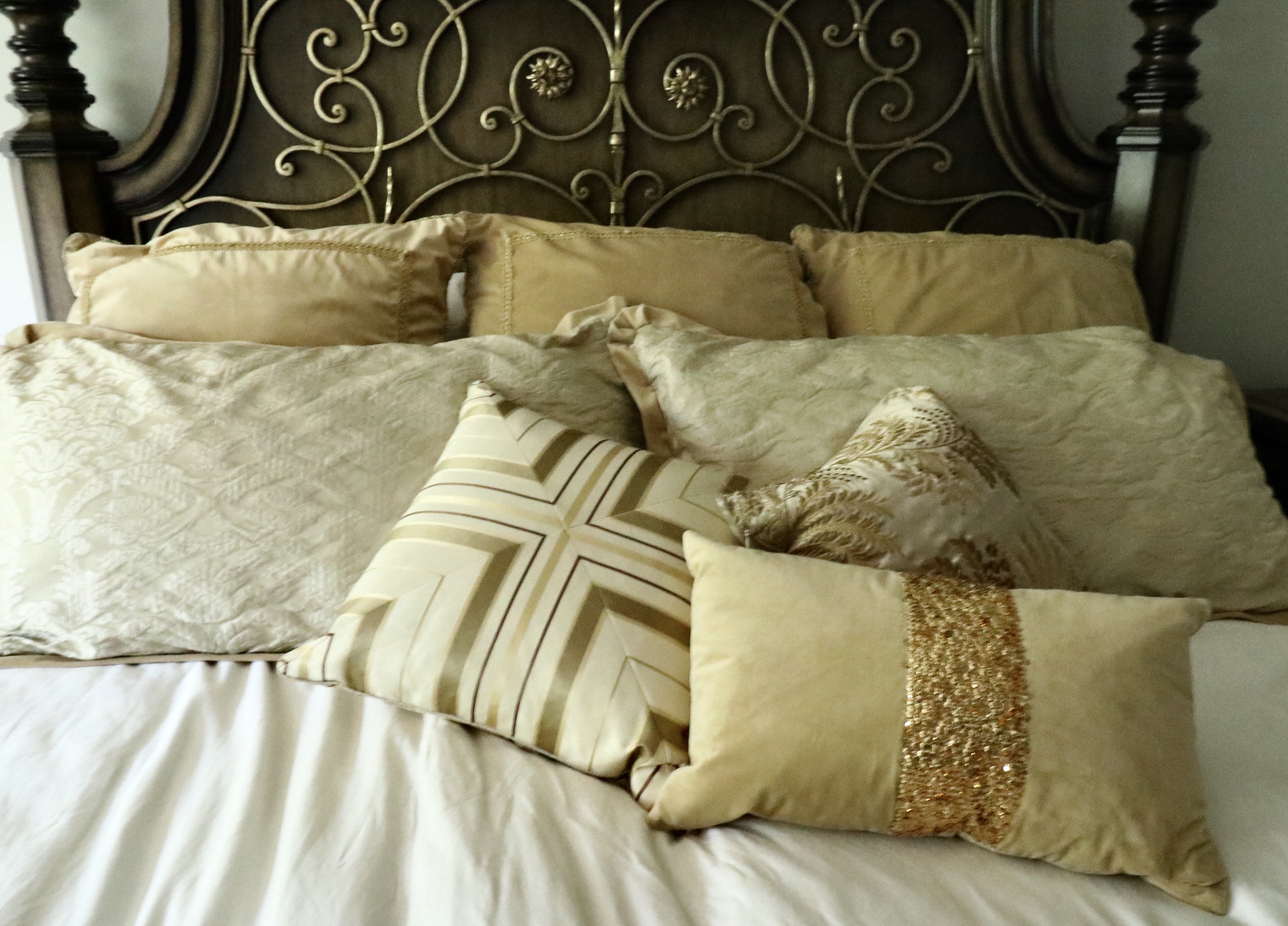 Marge Carson "Seville" Low Poster Iron Accent Bed and Michael Amini Bedding