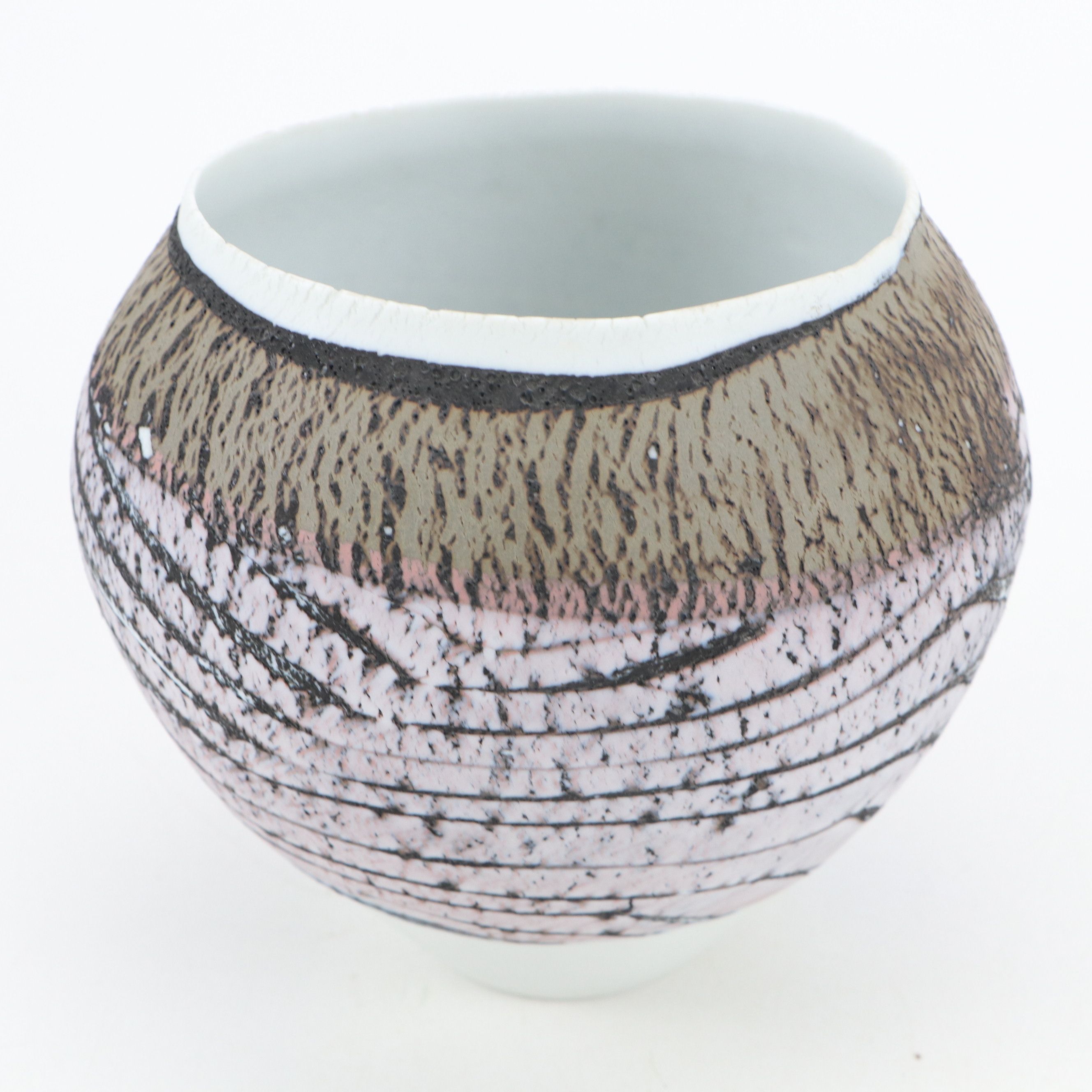 Kristin Andreassen Studio Pottery Bowls and Jim Kemp Lidded Box, 1980s