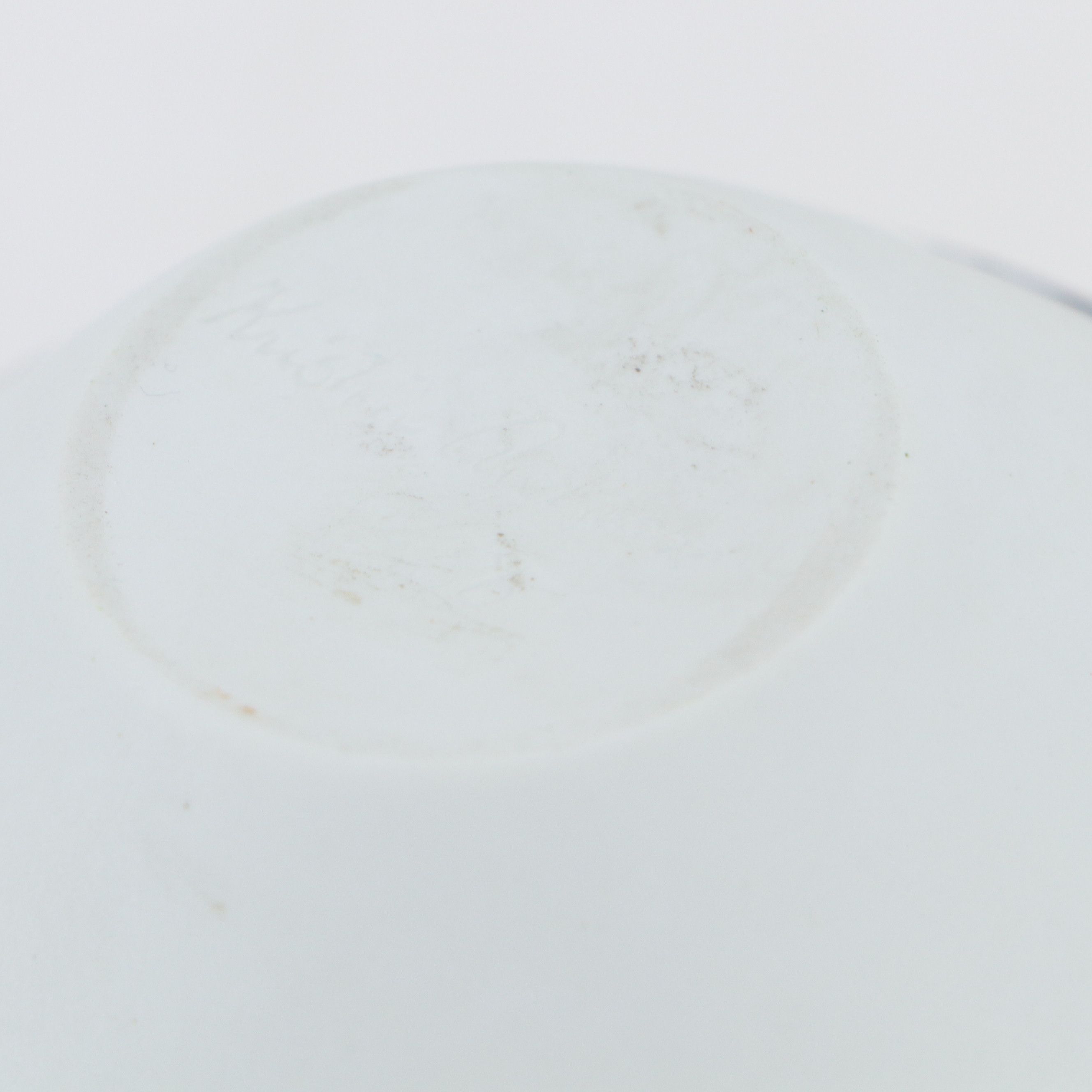 Kristin Andreassen Studio Pottery Bowls and Jim Kemp Lidded Box, 1980s