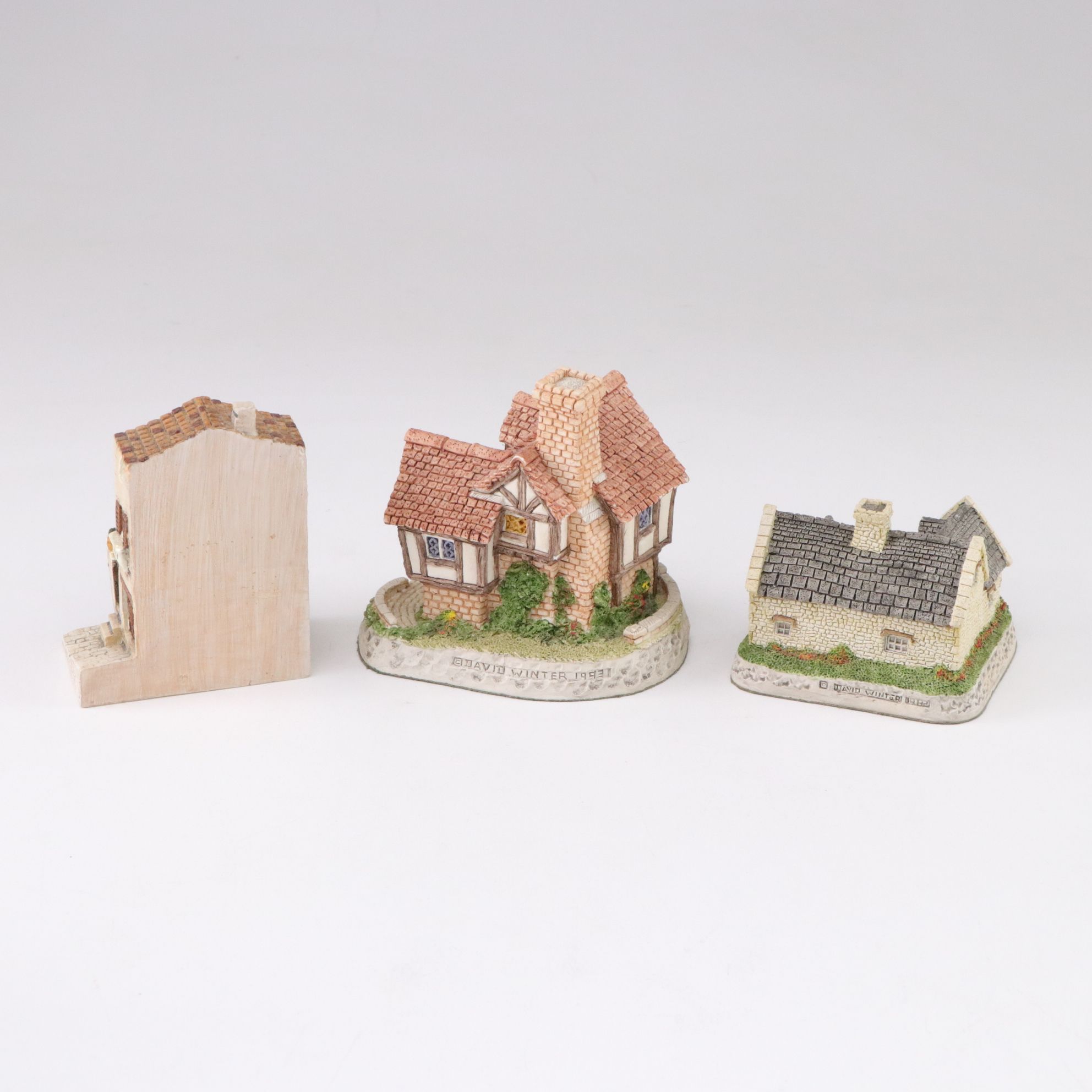 David Winter Cottages "Stratford House" & Other Miniatures